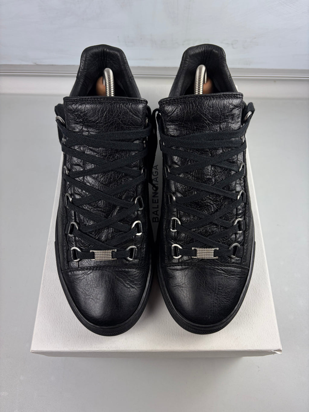 Balenciaga arena low - eu 43 / us 10 - black