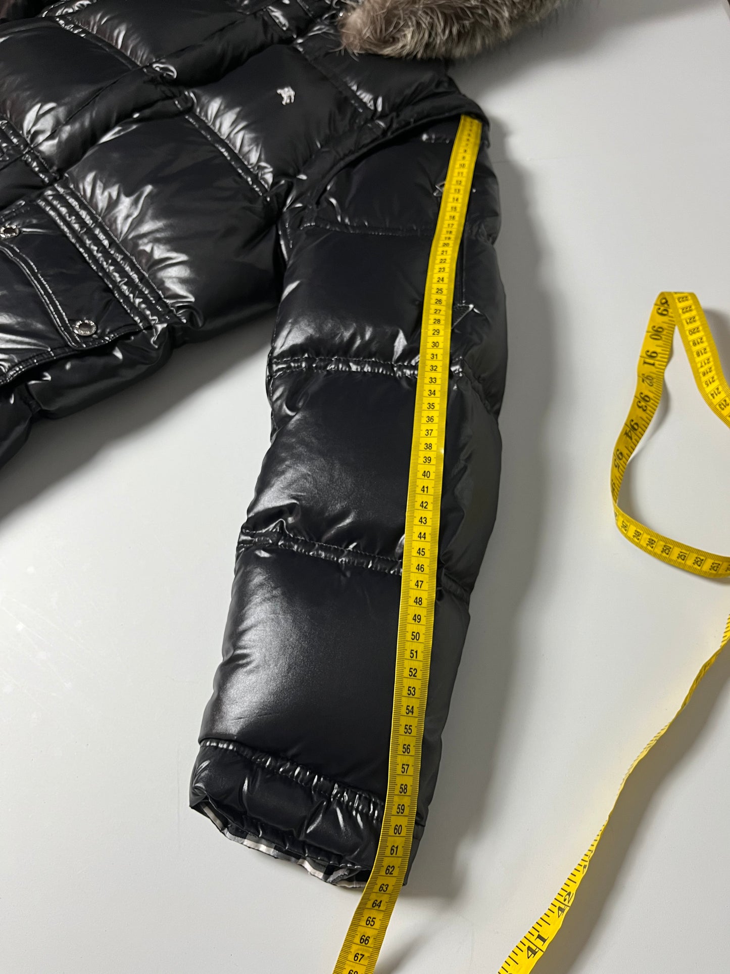 00’s BURBERRY made in Japan real fur down jacket (S/M) - black