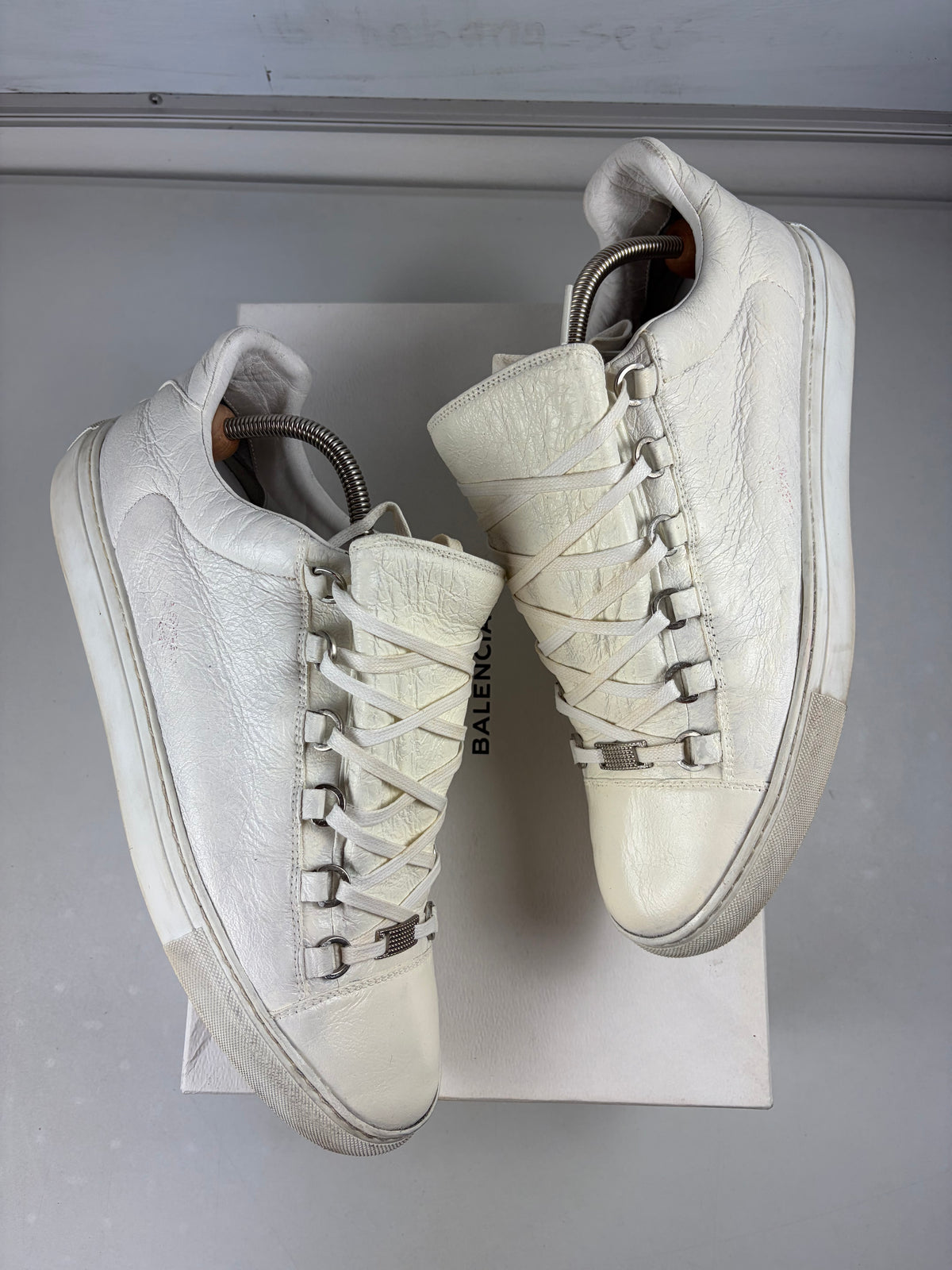 Balenciaga arena low - eu 44 / us 11 / uk 10.5 - white