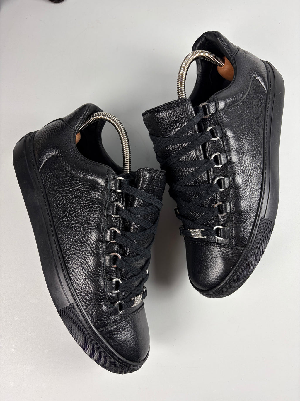 Balenciaga arena low - eu 41 / us 8 - black