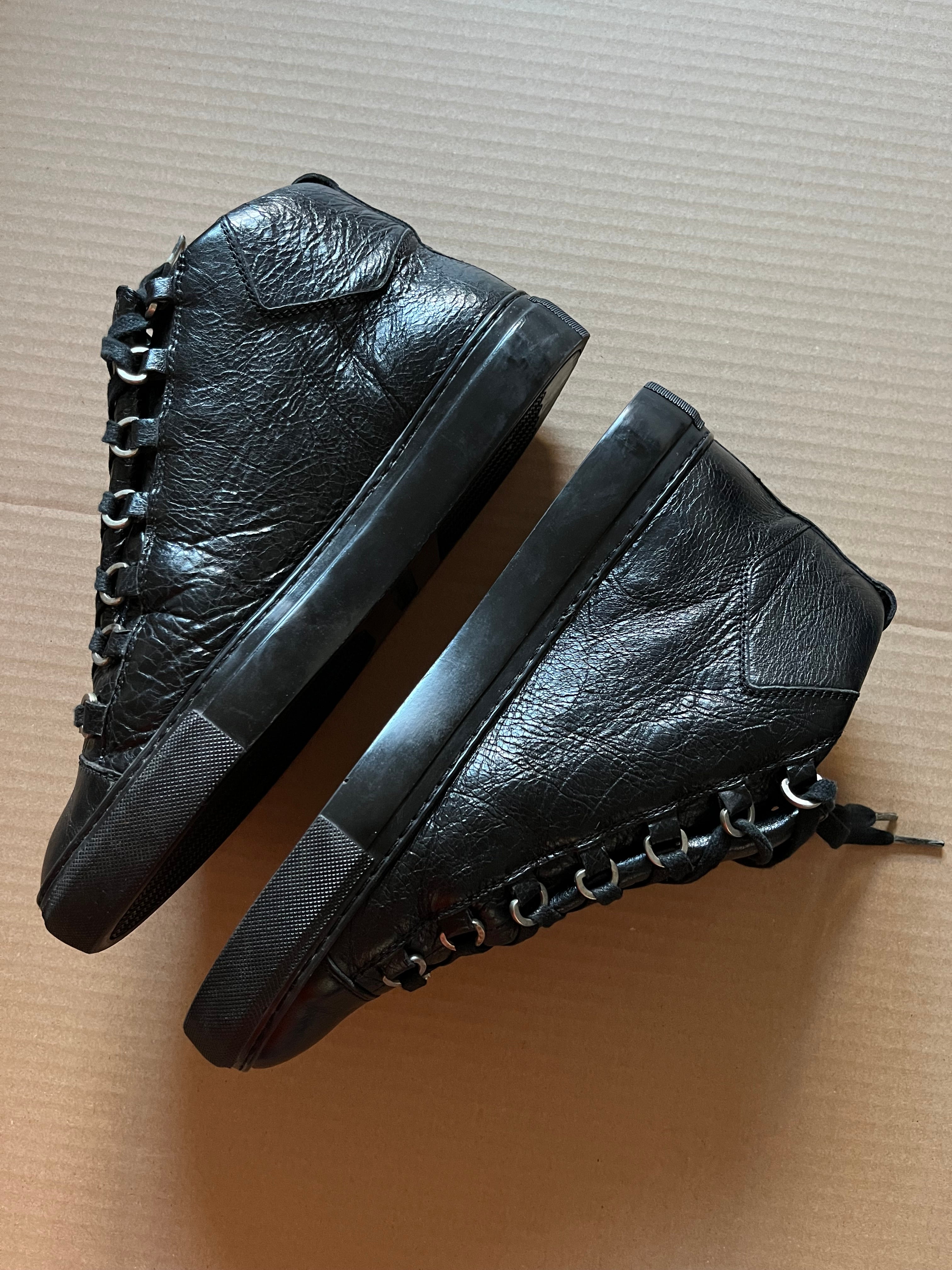 BALENCIAGA ARENA (40)