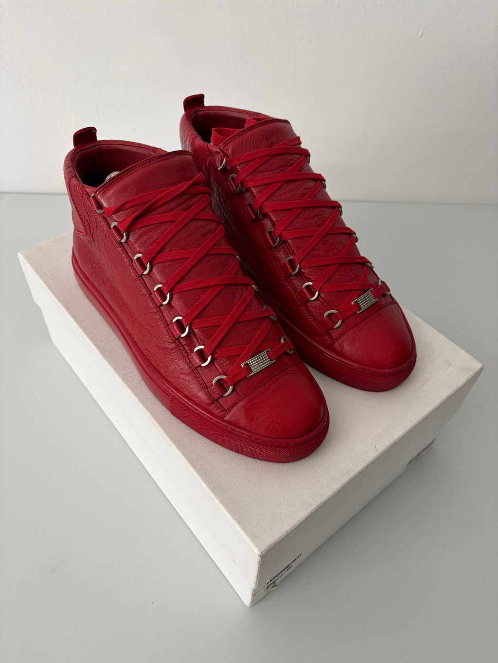 Balenciaga arena high tops - eu 41 - red