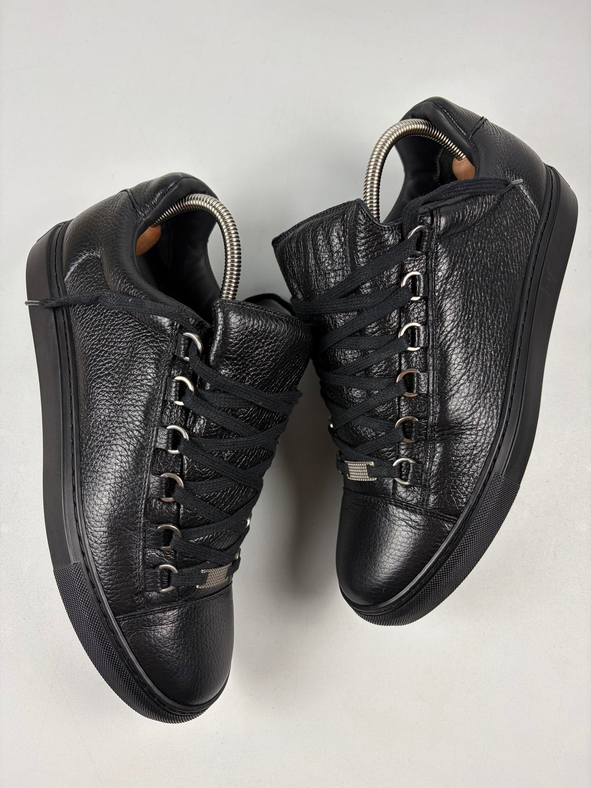 Balenciaga arena low - eu 42 / us 9 / uk 8 - black