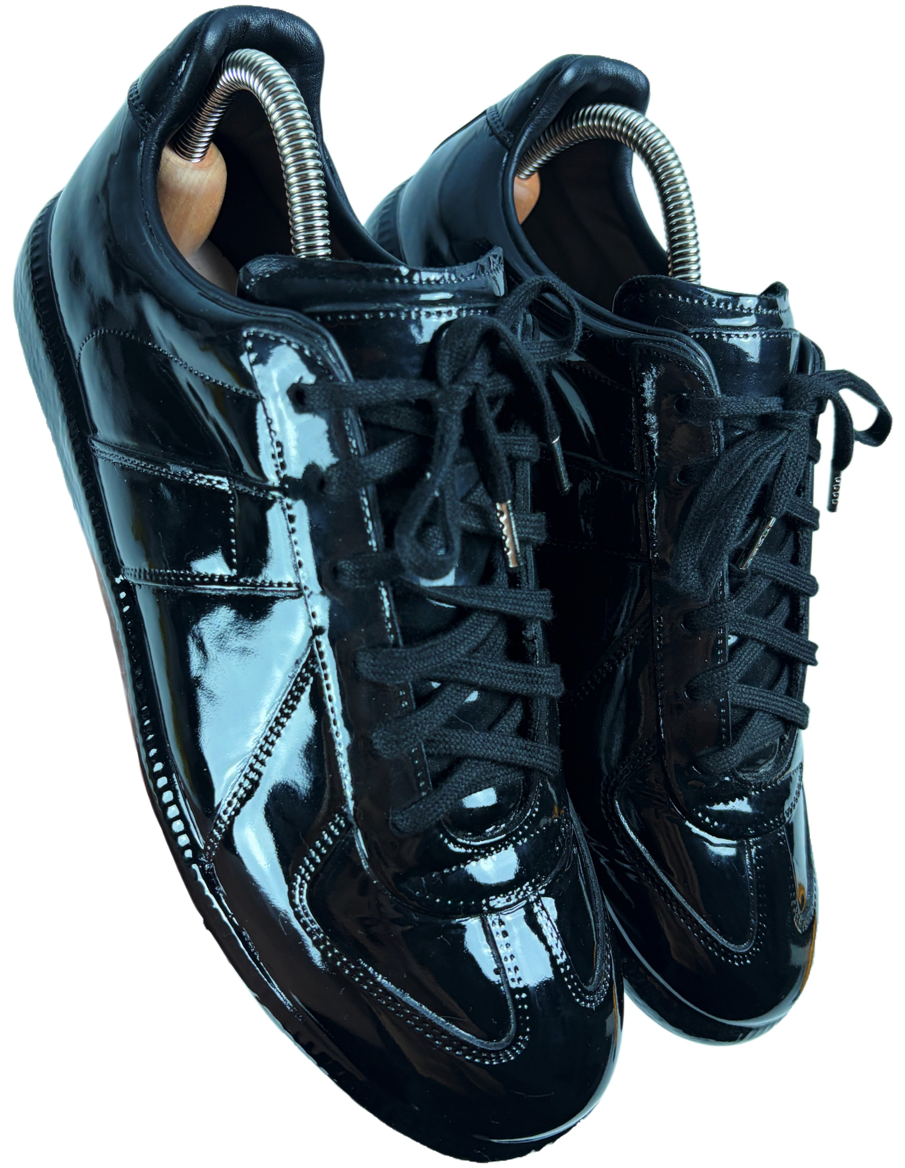 Maison Margiela patent leather low gats - eu 41 / us 8 - black