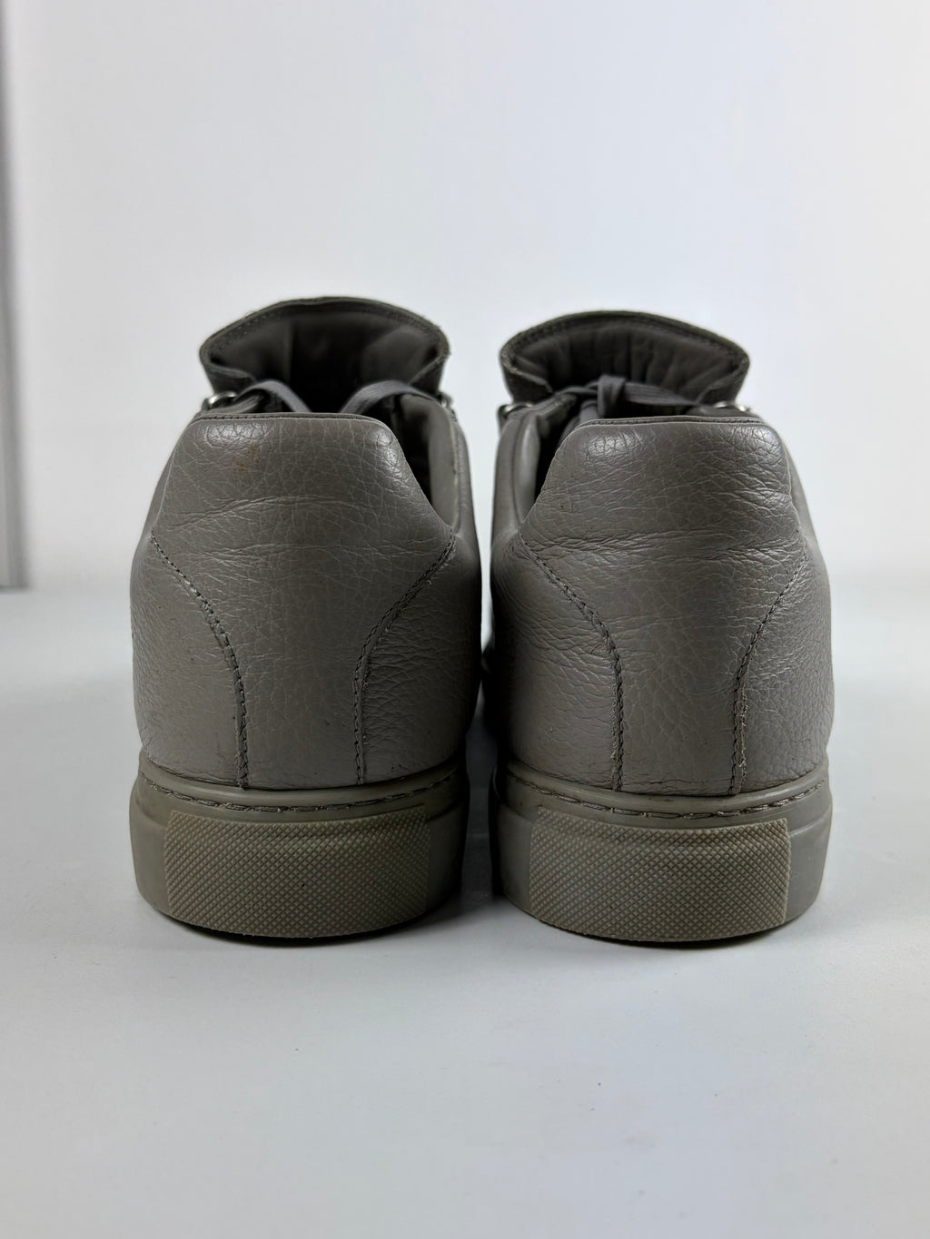 Balenciaga arena low - eu 43 / us 10 - grey