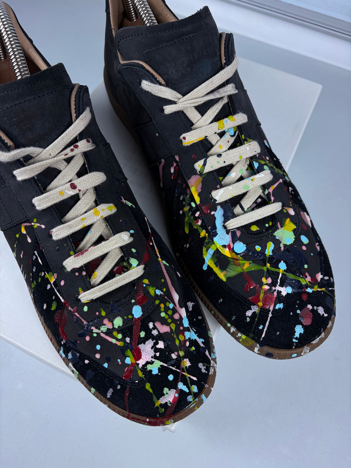 Maison Margiela Replica ‘Black Paintsplatter’ - eu 46 / us 13 / uk 12