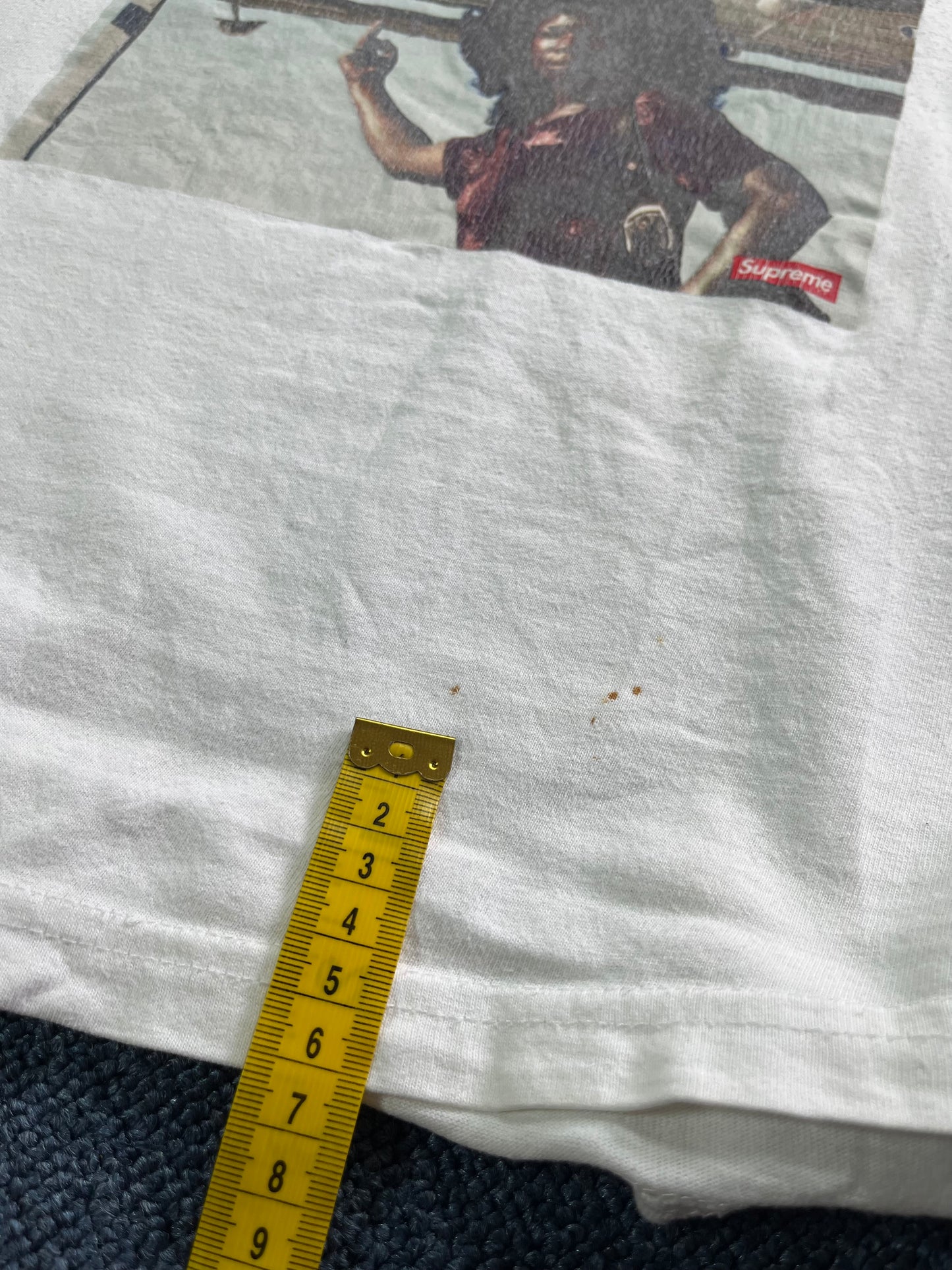 SUPREME TEE (M)