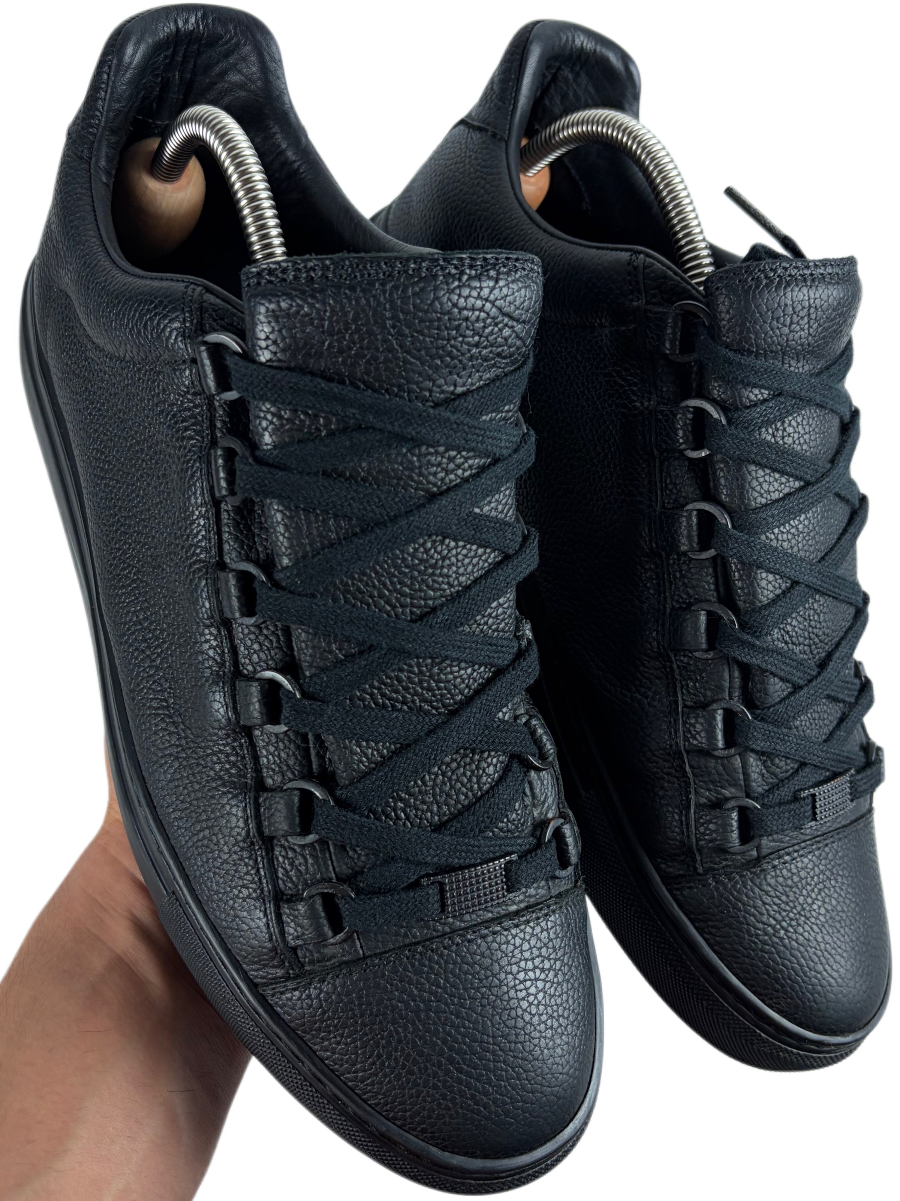 Balenciaga arena low - eu 41 / us 8 - black