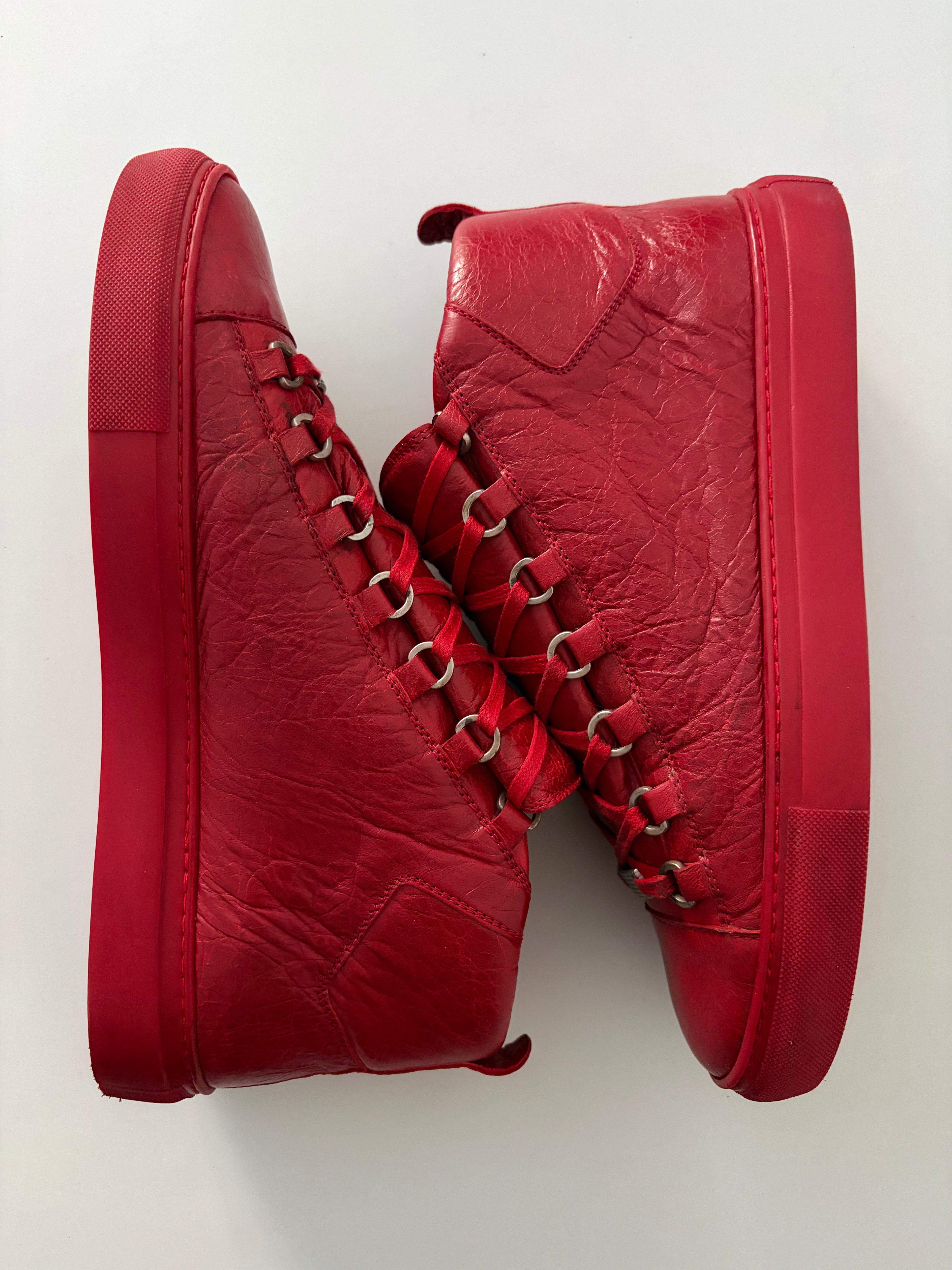 Balenciaga arena high tops - eu 42 - red