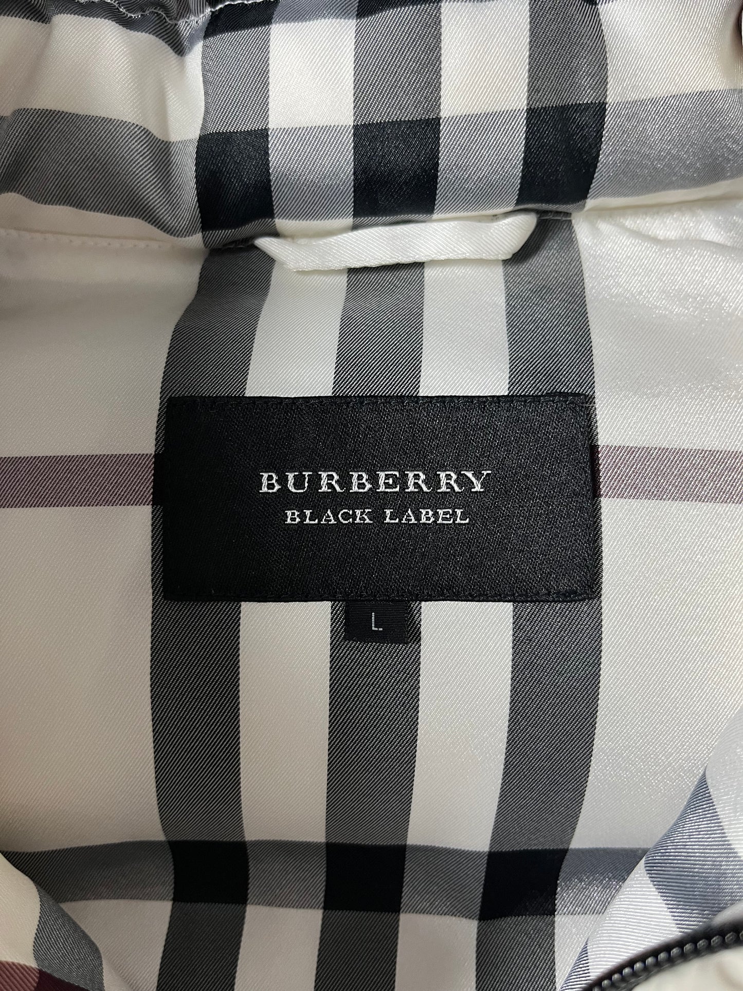 00’s BURBERRY made in Japan real fur down jacket (M/L) - white