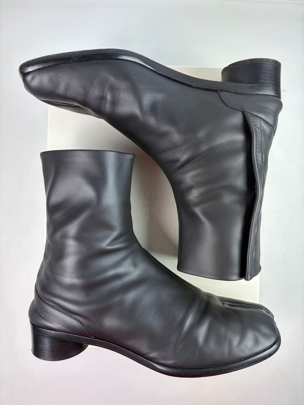 Maison Margiela Tabi leather boots - eu 43 / us 10 - black