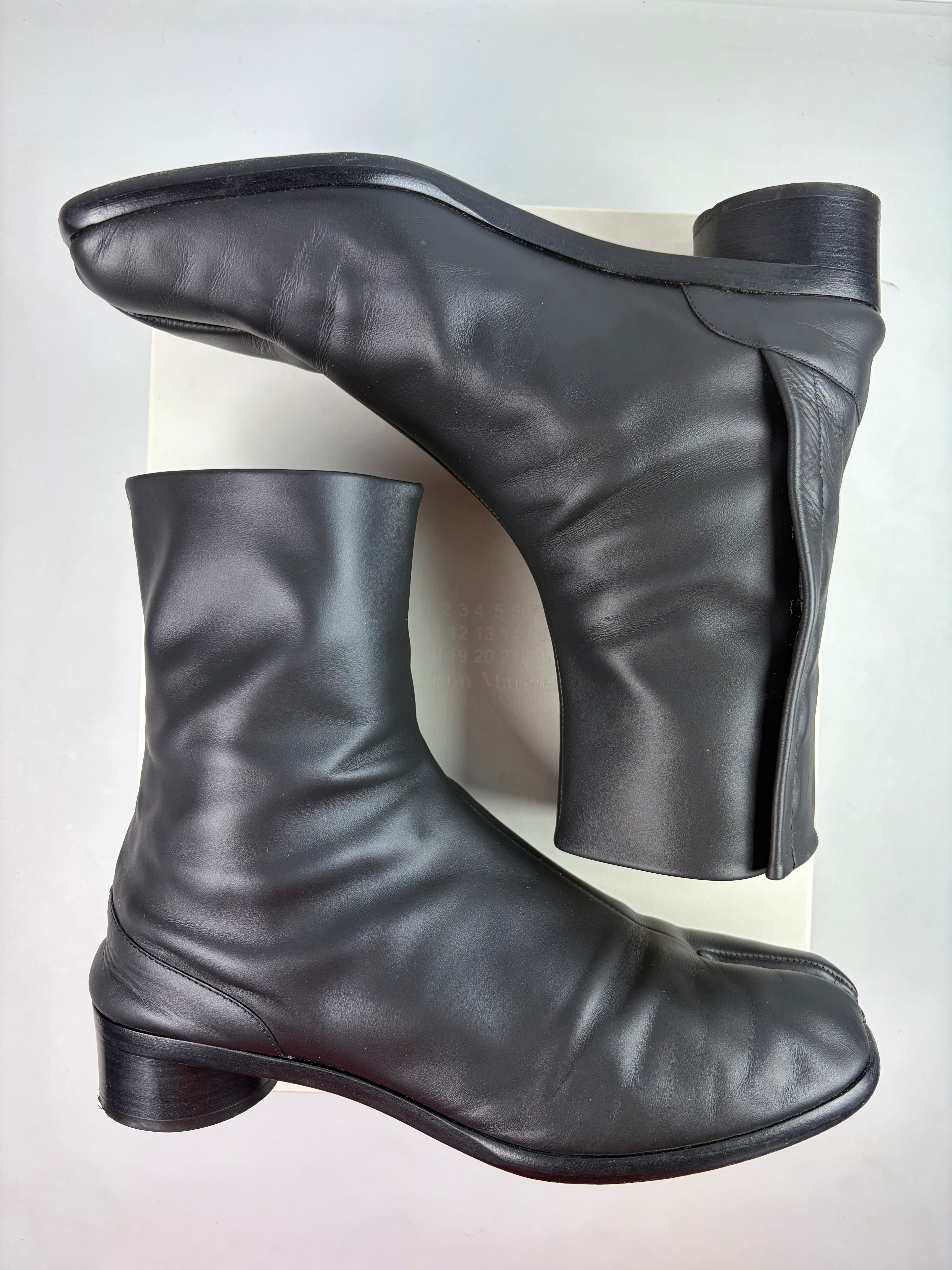 Maison Margiela Tabi leather boots - eu 43 / us 10 - black