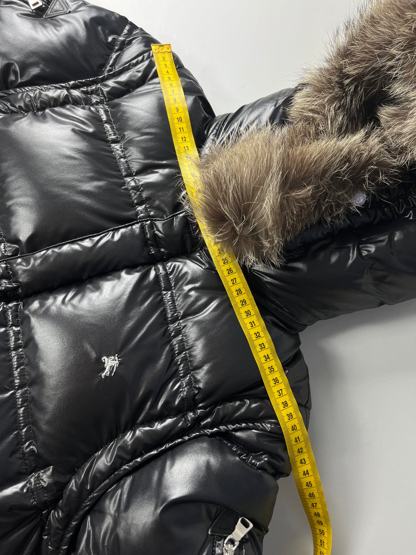 00’s BURBERRY made in Japan real fur down jacket (M/L) - black