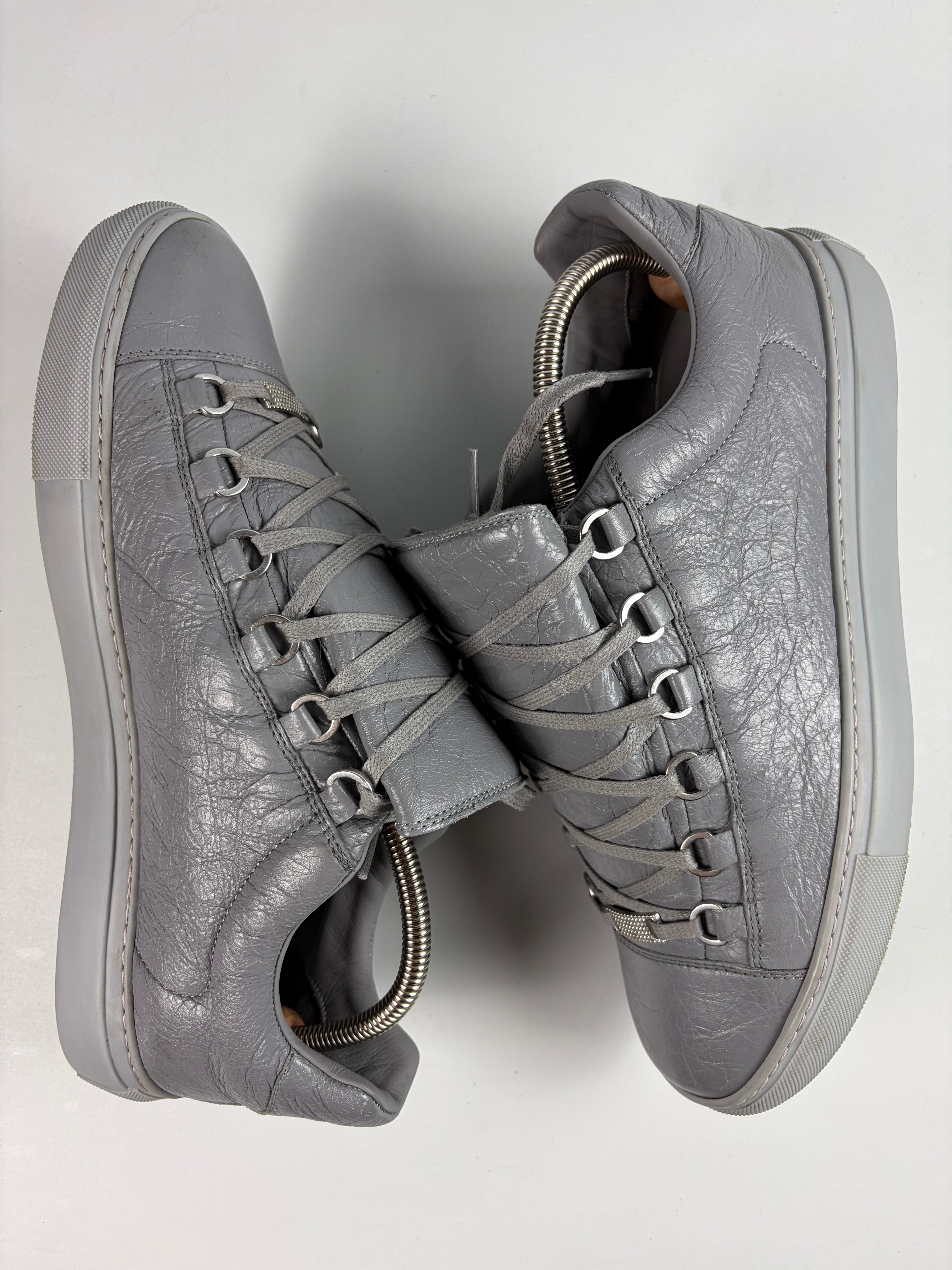 Balenciaga arena low - eu 42 / us 9 - grey