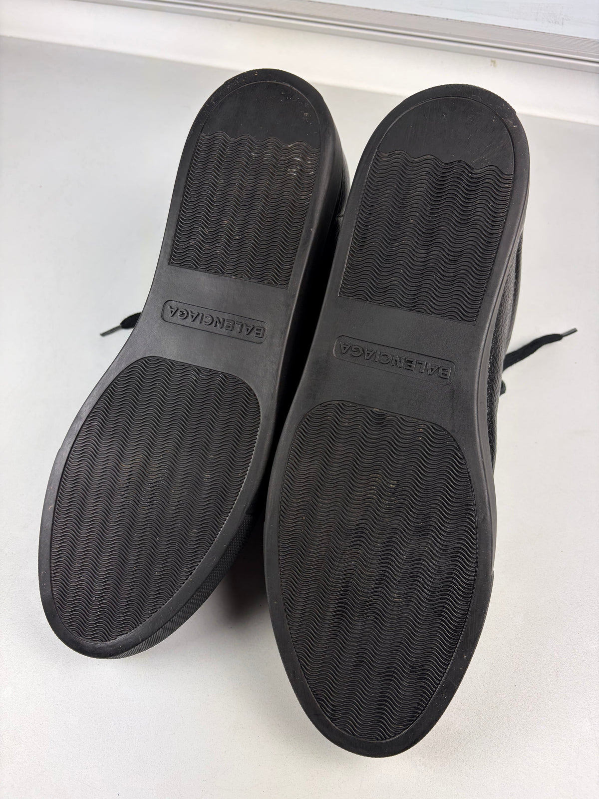 Balenciaga arena low - eu 44 / us 11 / uk 10 - black