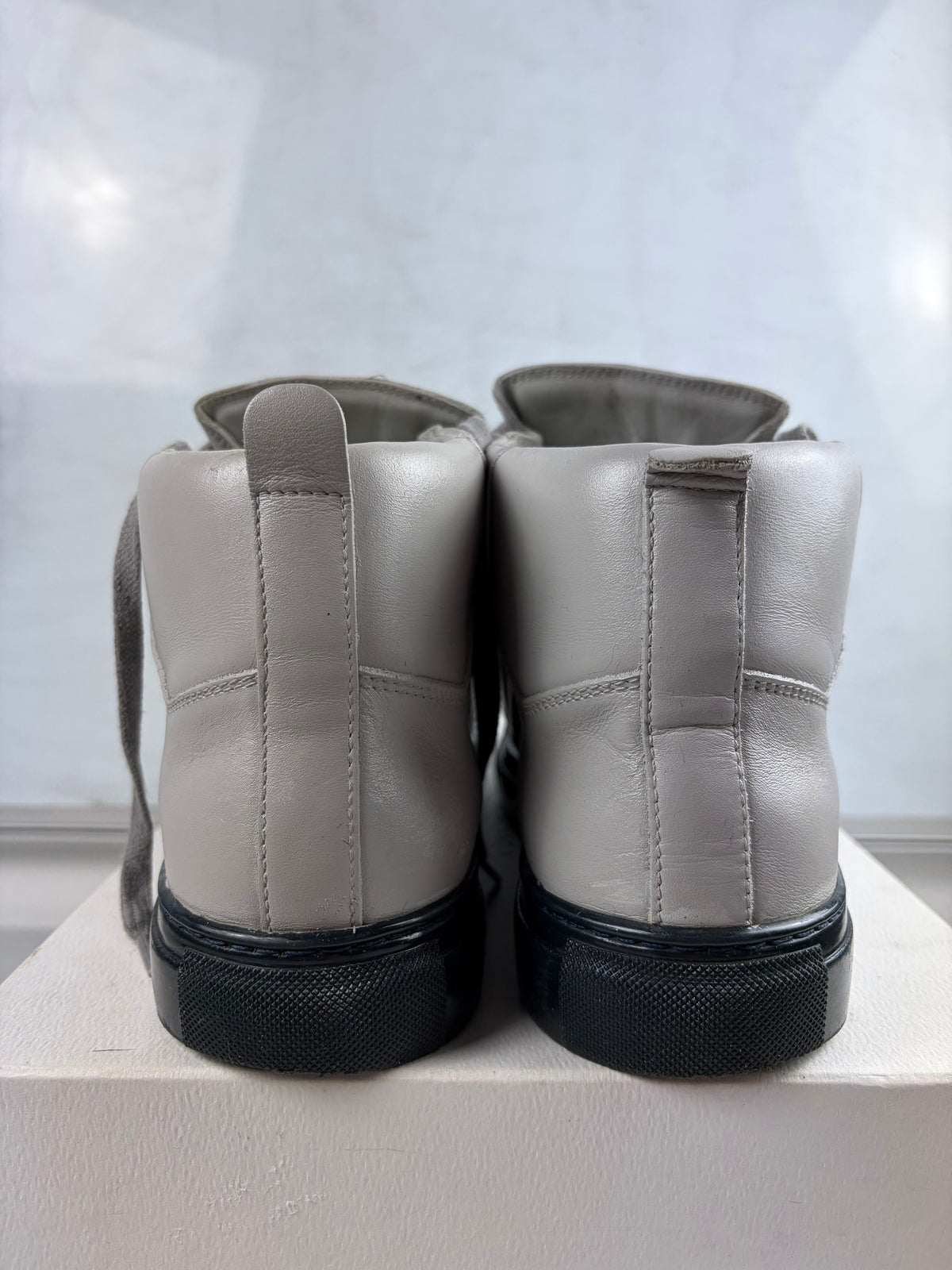 Balenciaga arena high tops - eu 42 / us 9 - white
