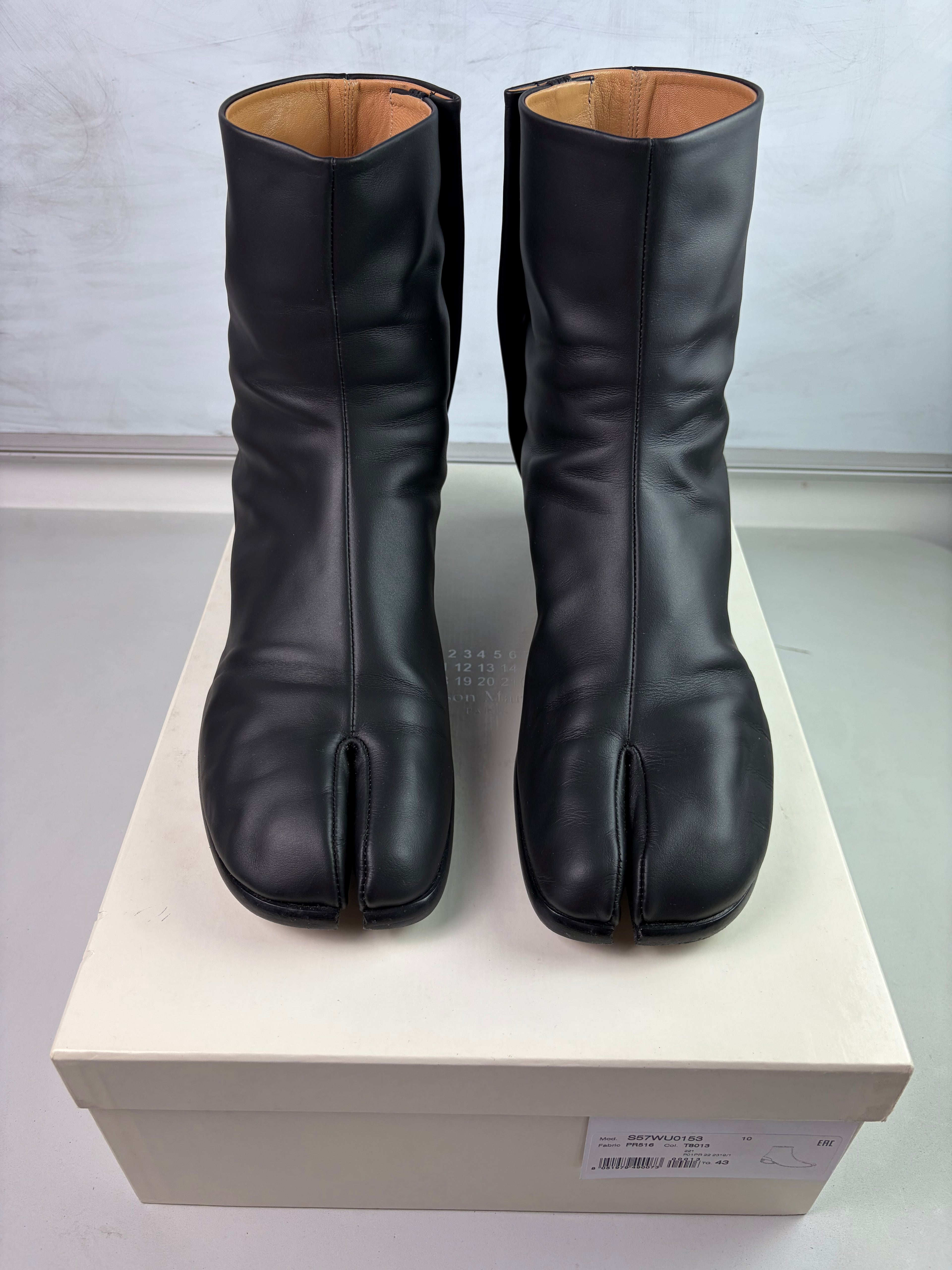 Maison Margiela Tabi leather boots - eu 43 / us 10 - black
