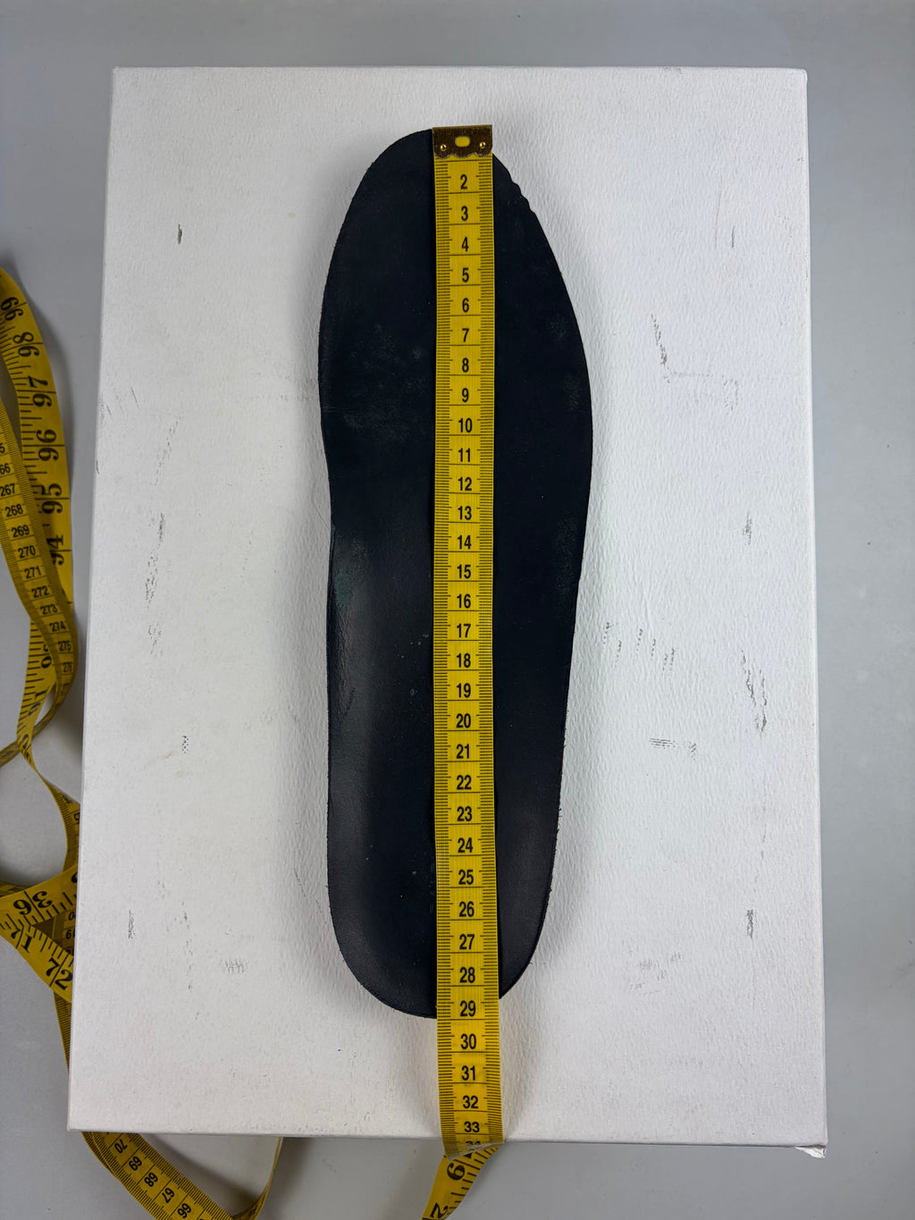 Balenciaga arena low - eu 43 / us 10 - black