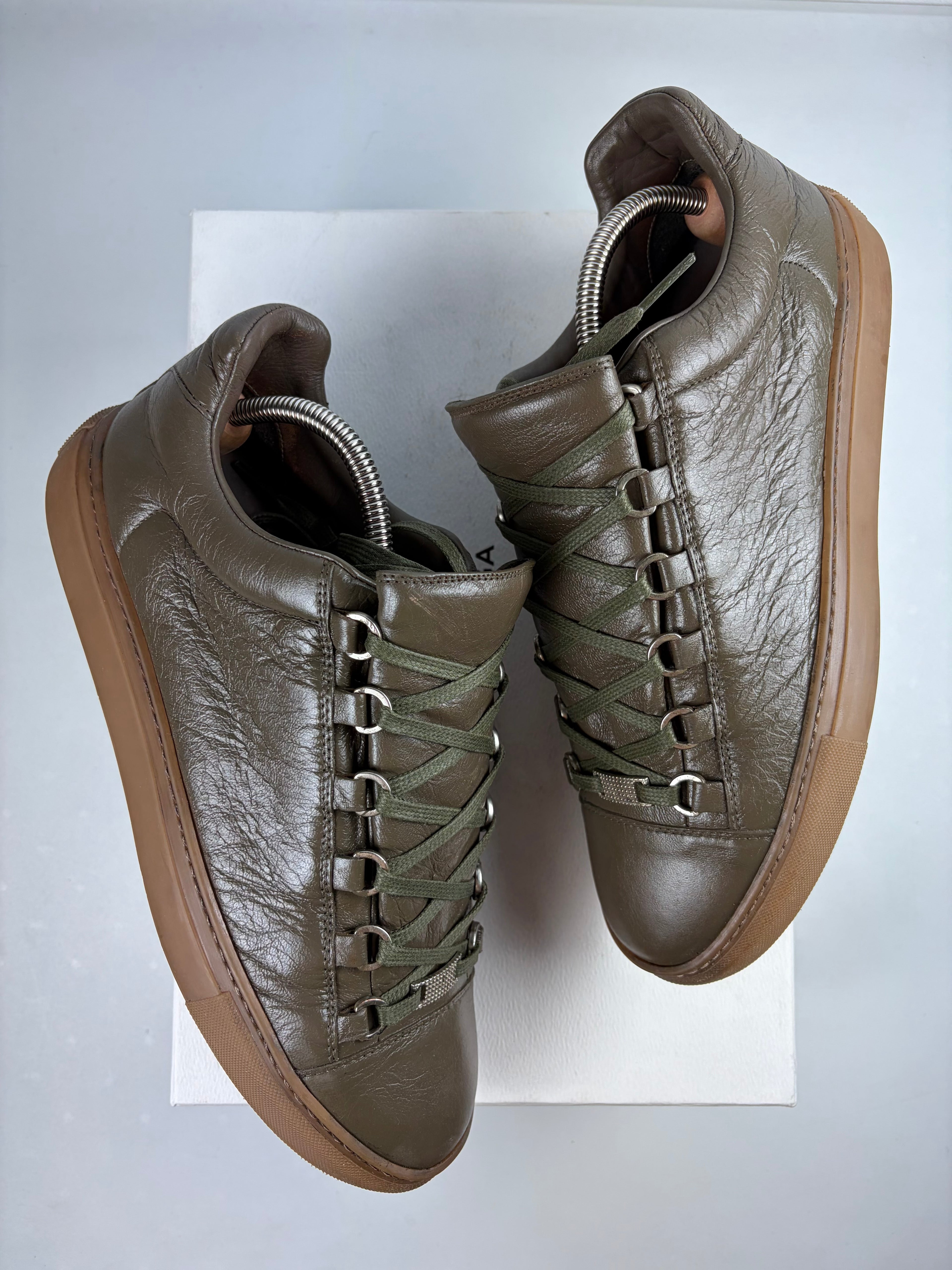 Balenciaga arena low - eu 41 / us 8 - khaki