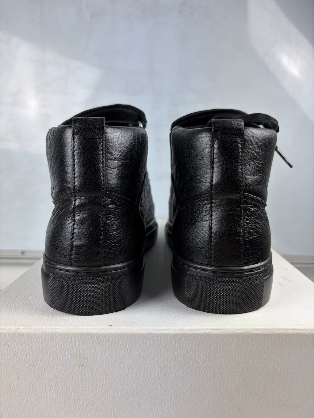 Balenciaga arena high tops - eu 40 / us 7 / uk 6 - black