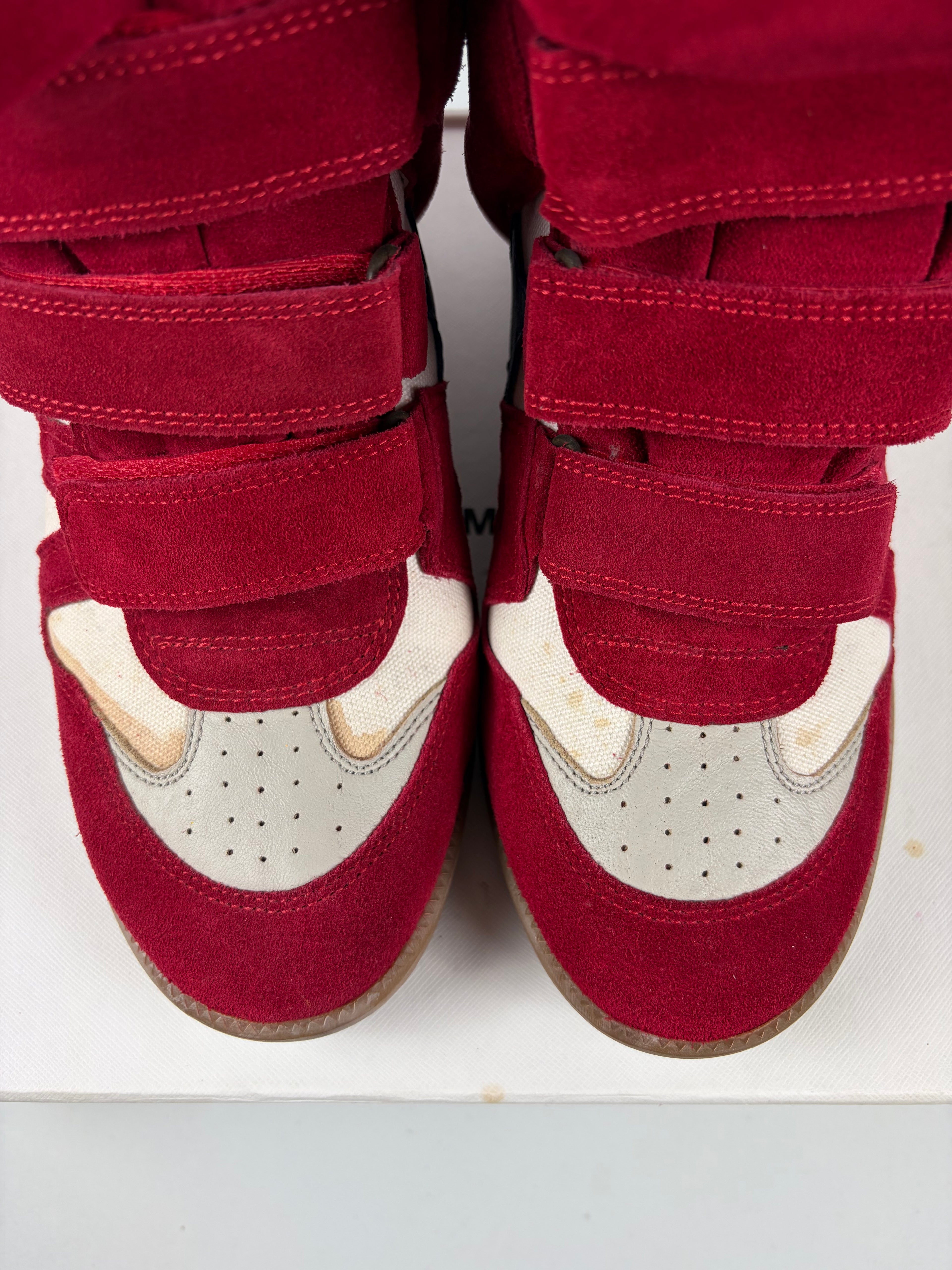 ISABEL MARANT
Bekett ‘Star’ wedge sneakers - eu 40 - brand new