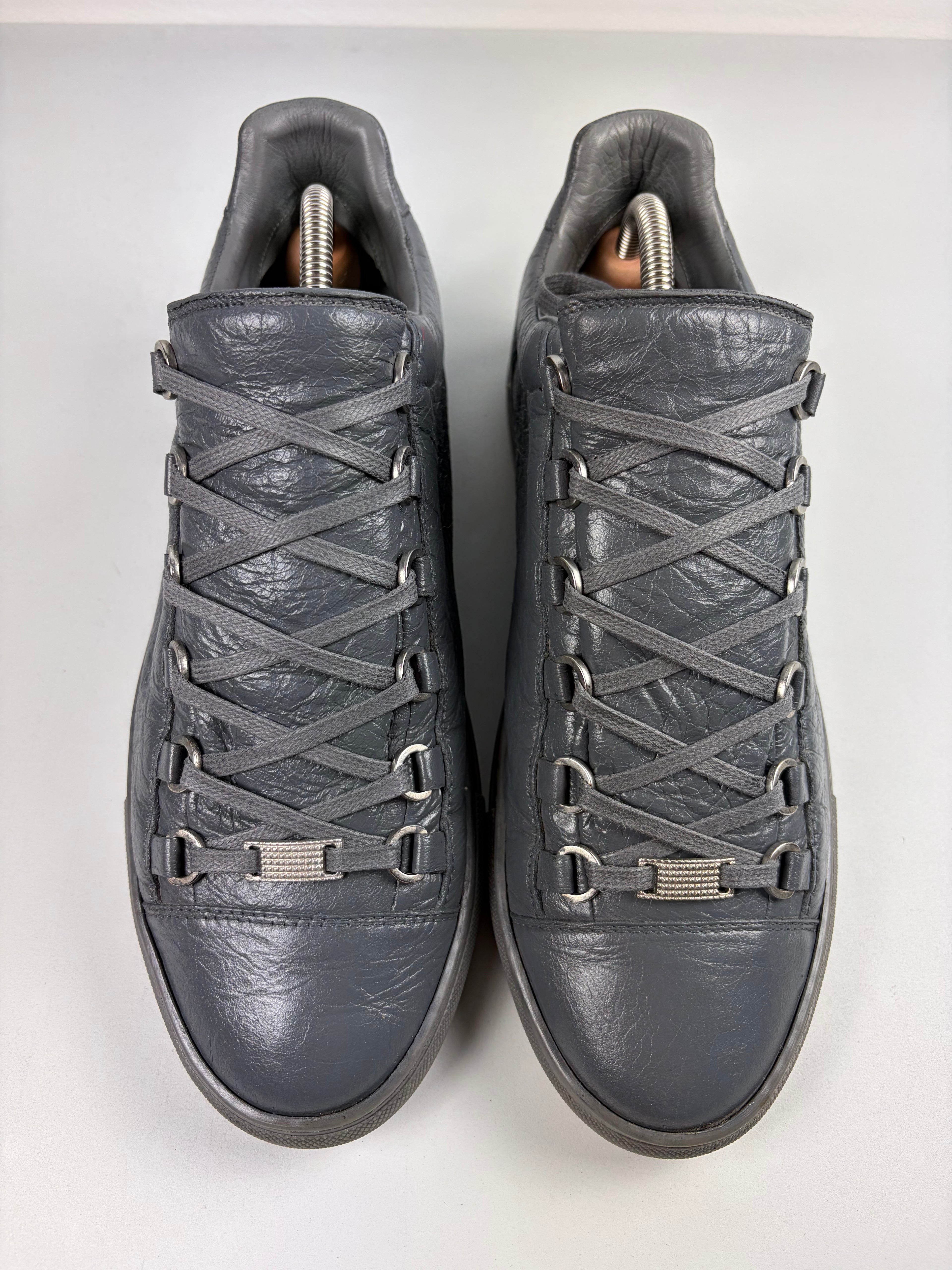 Balenciaga arena low - eu 41 / us 8 - grey