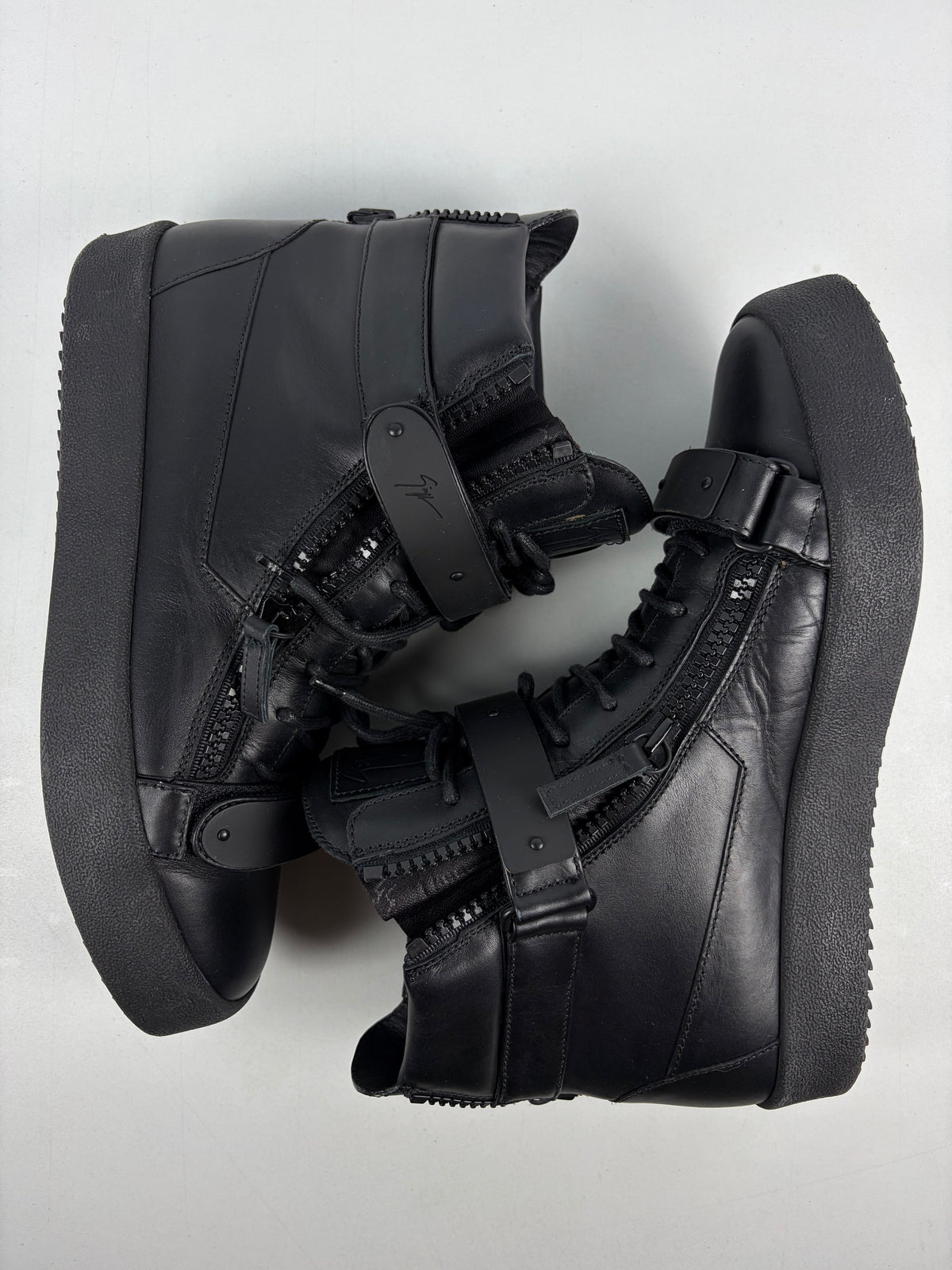 Giuseppe Zanotti 'Coby' double strap high tops - eu 44 / us 11 / uk 10 - triple black