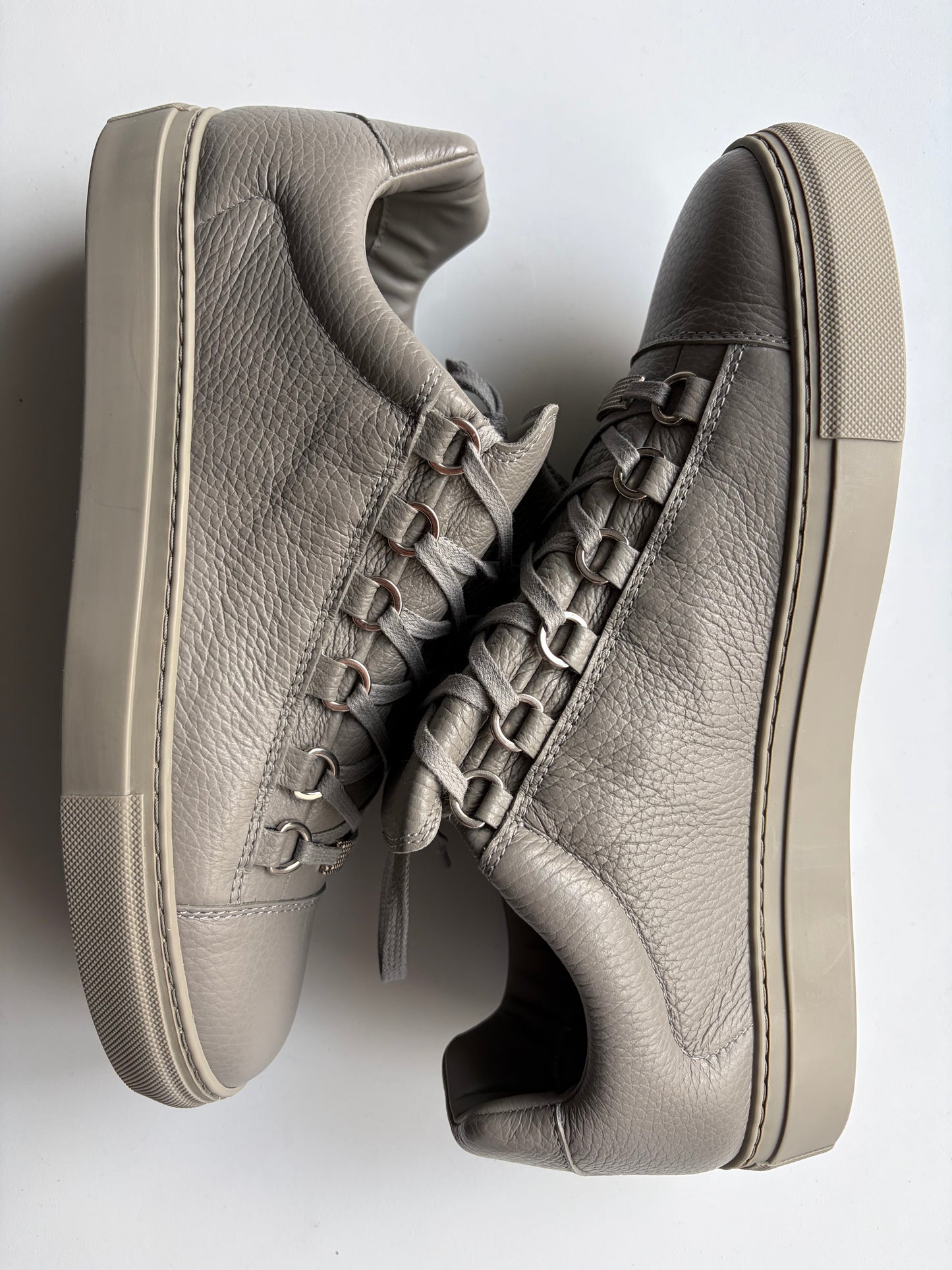 Balenciaga arena low - eu 41 - grey (brand new)