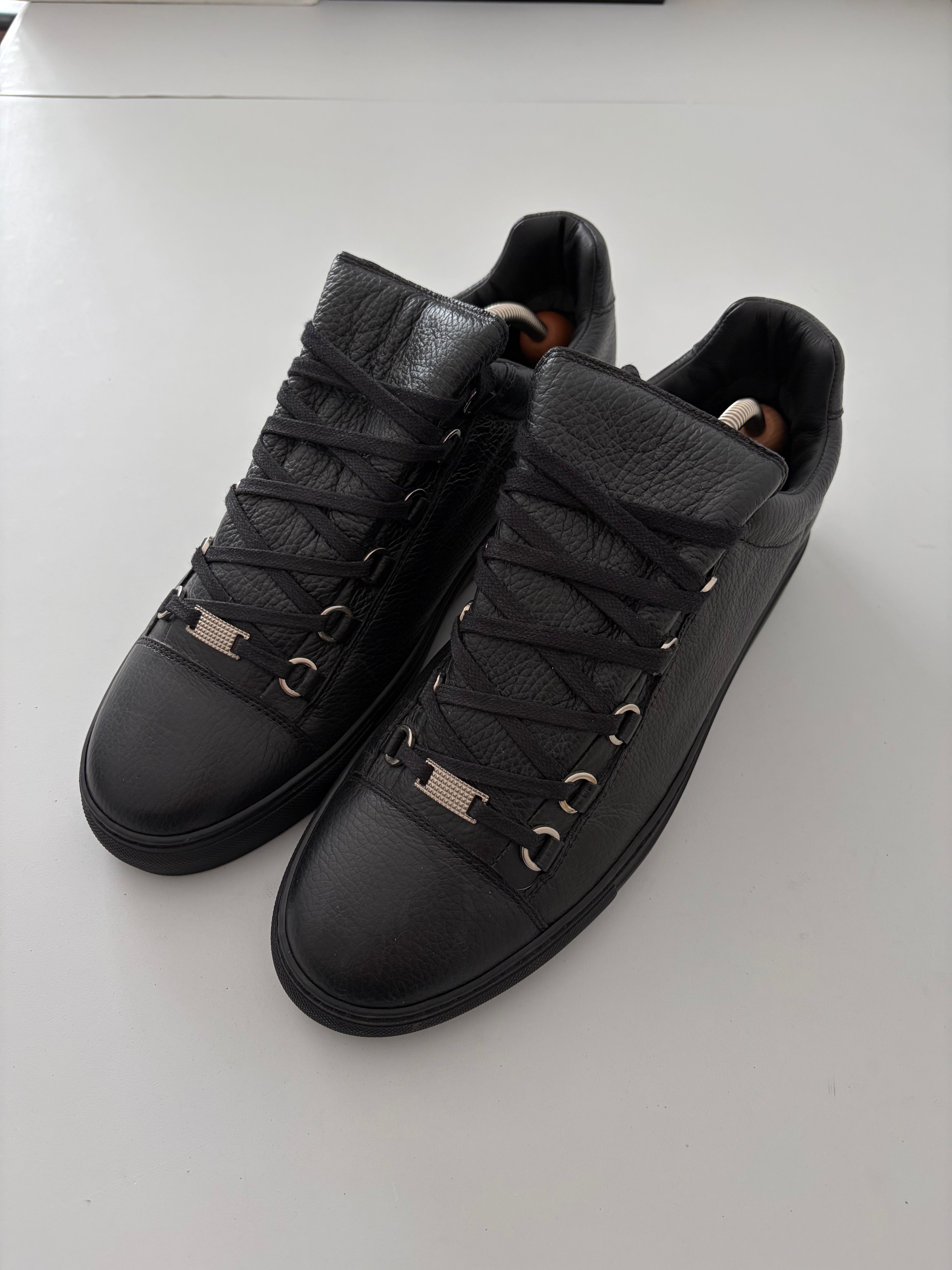 Balenciaga arena low - eu 44 - black