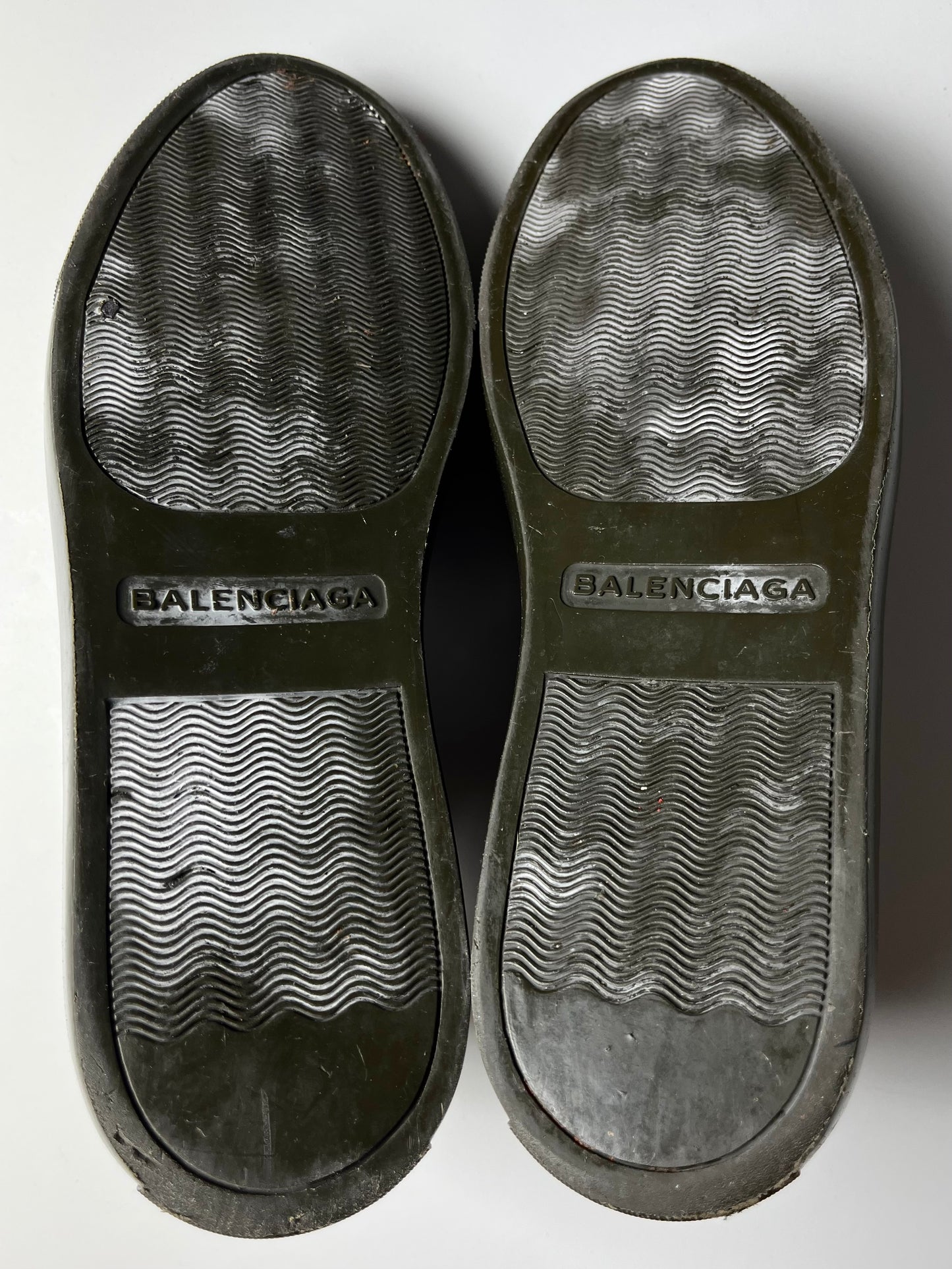 Balenciaga low Dipped Suede Leather - EU 40 - olive green