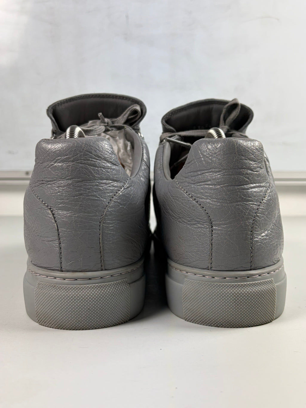 Balenciaga arena low - eu 42 / us 9 - grey
