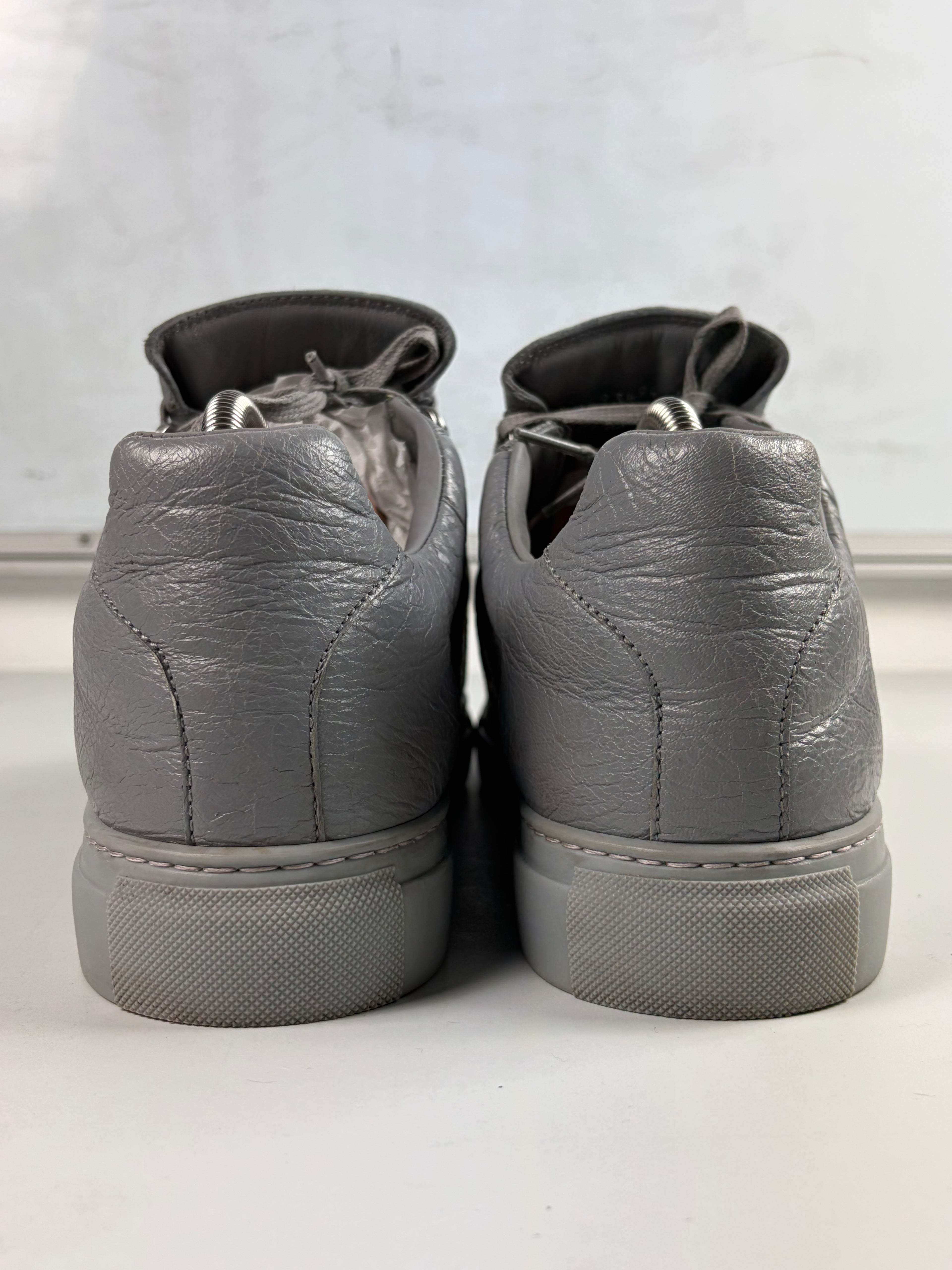 Balenciaga arena low - eu 42 / us 9 - grey