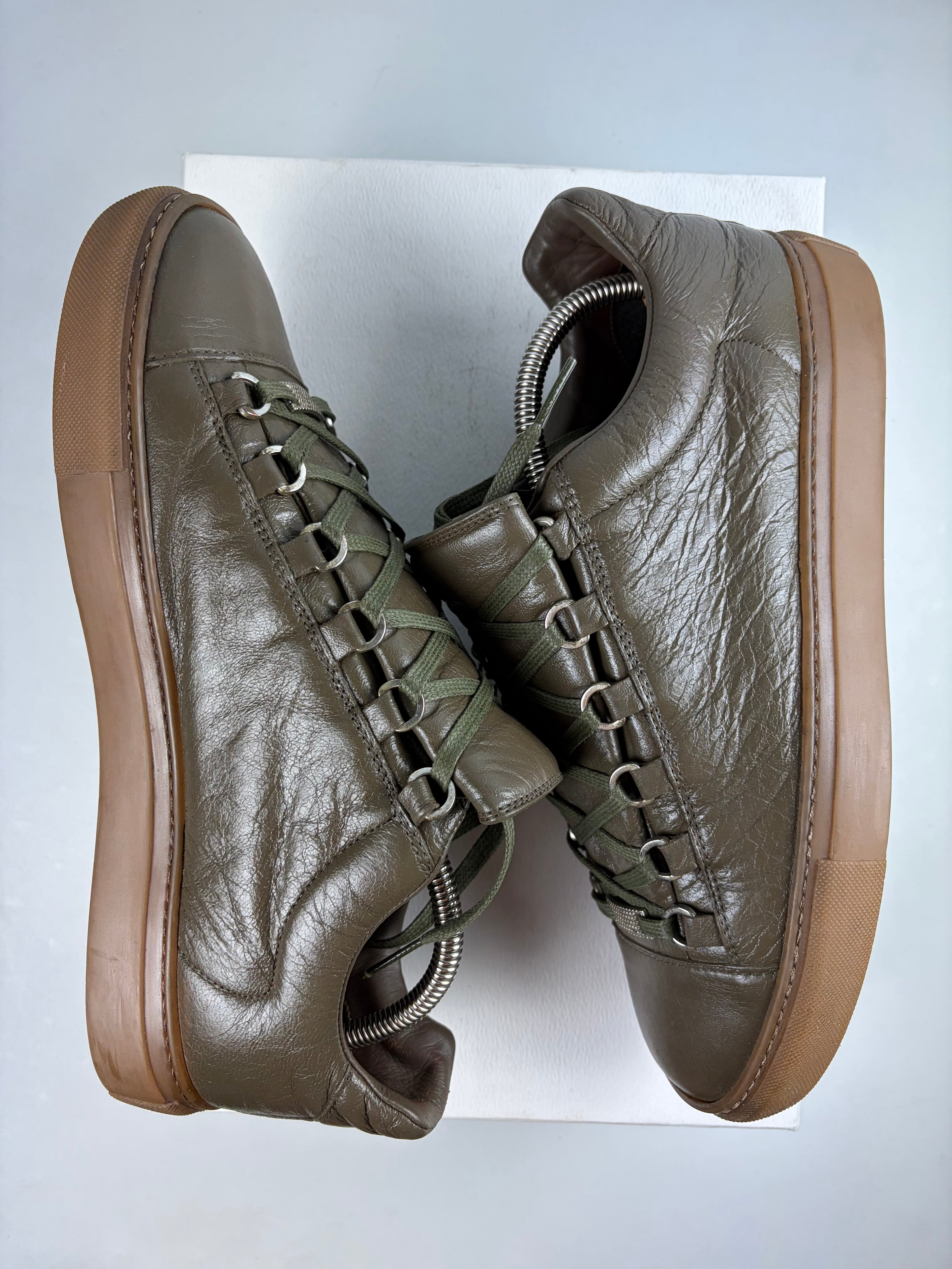 Balenciaga arena low - eu 41 / us 8 - khaki