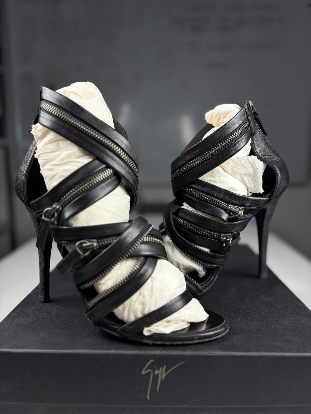 2009 BALMAIN x Giuseppe Zanotti leather zipper heels - eu 39 / us 9 / uk 6 - black