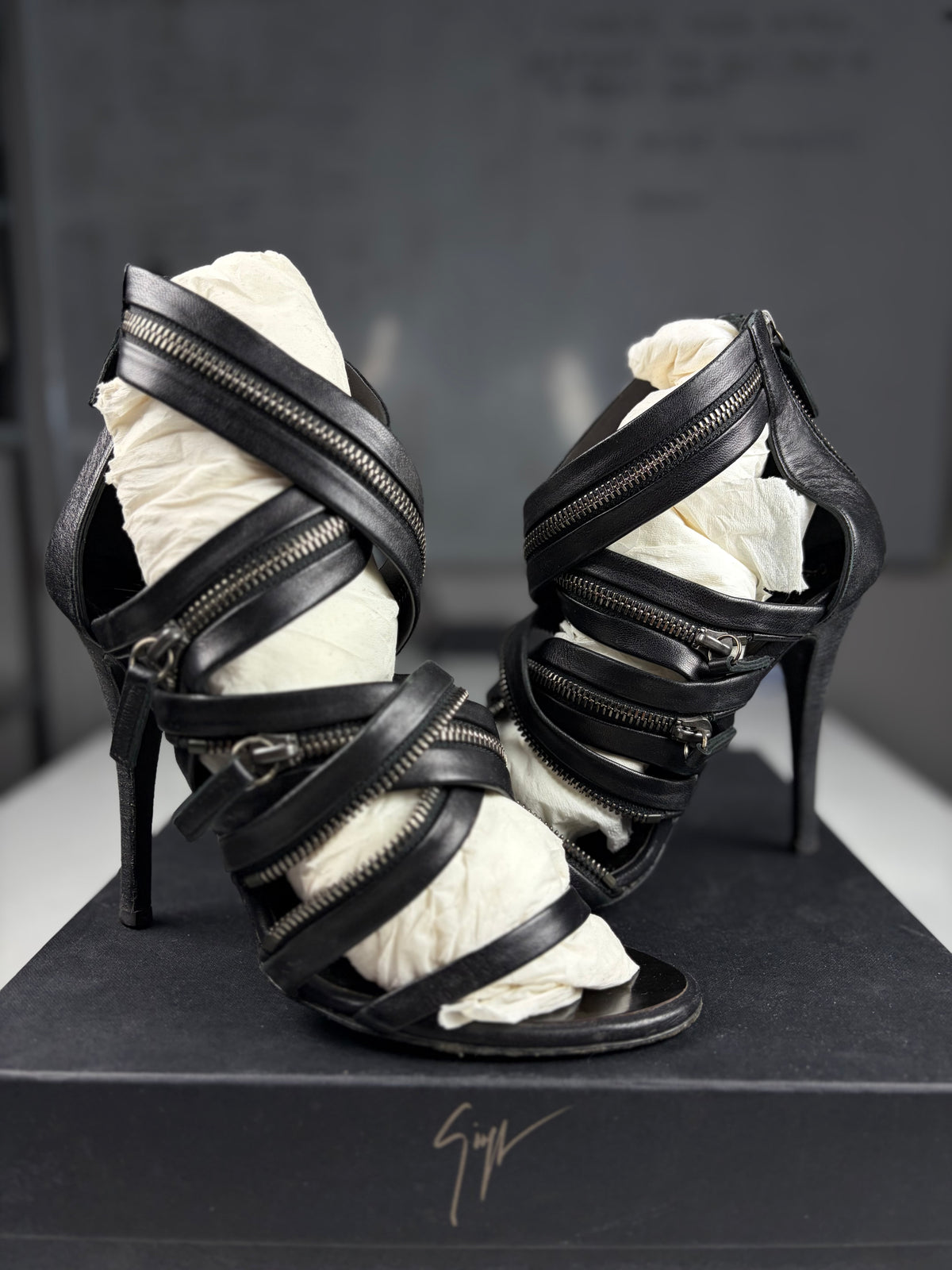 2009 BALMAIN x Giuseppe Zanotti leather zipper heels - eu 39 / us 9 / uk 6 - black