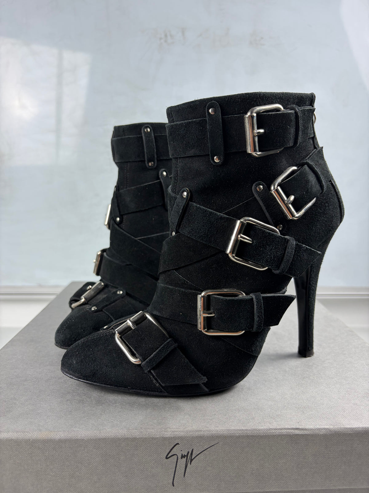 2009 BALMAIN x Giuseppe Zanotti suede ankle boots - size - eu 37 / us 7 / uk 4 - black