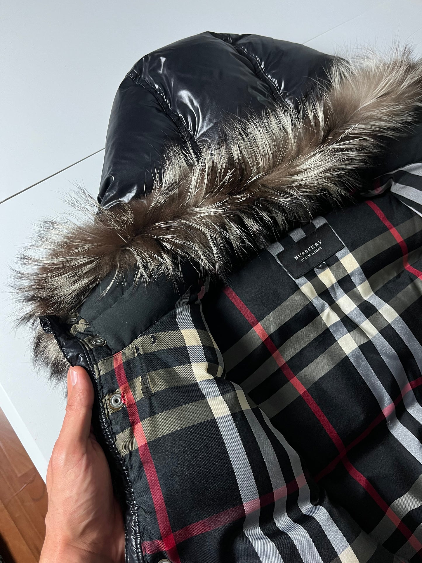 00’s BURBERRY made in Japan real fur down jacket (S/M) - black