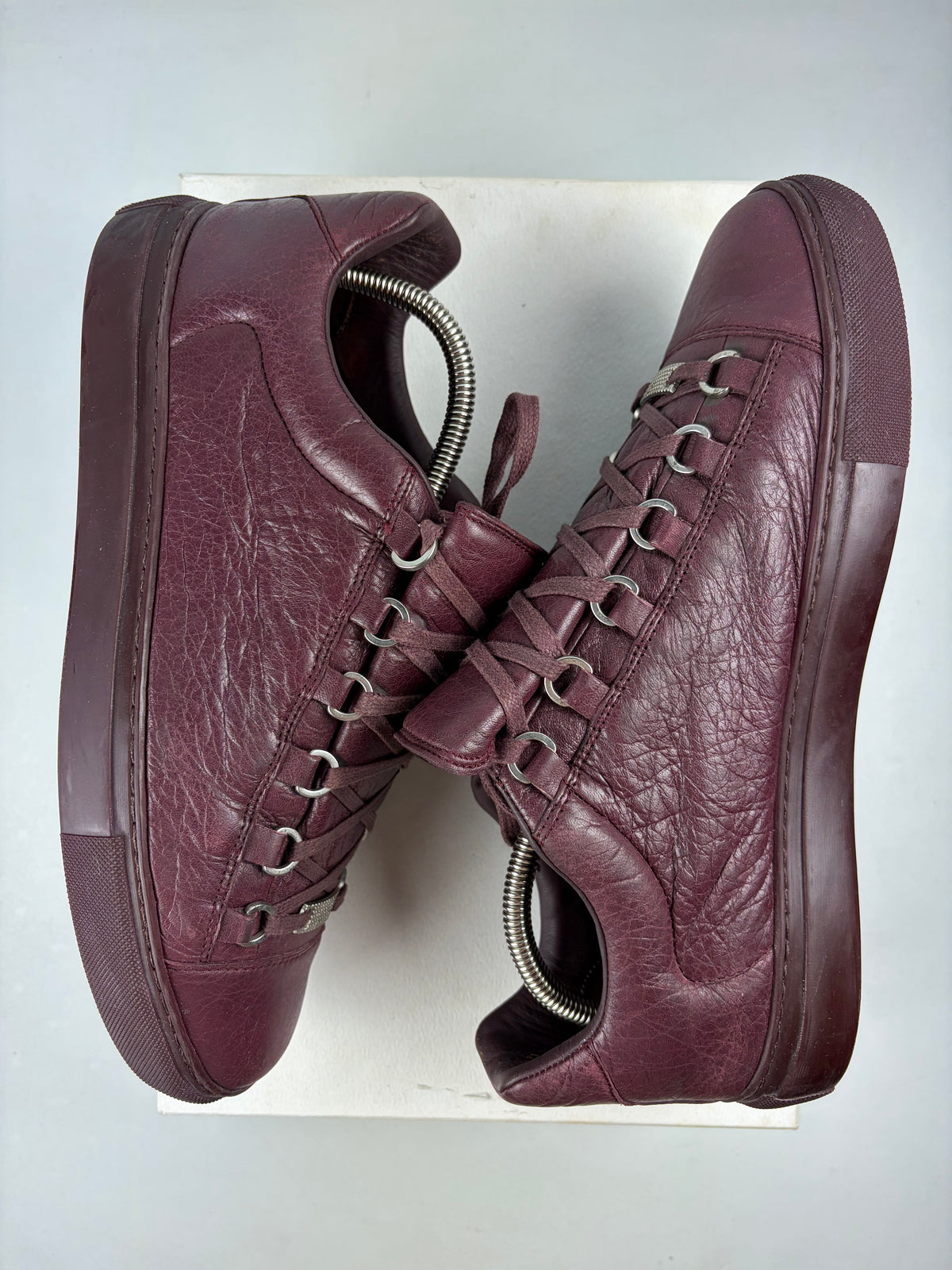 Balenciaga arena low - eu 42 / us 9 / uk 8 - burgundy