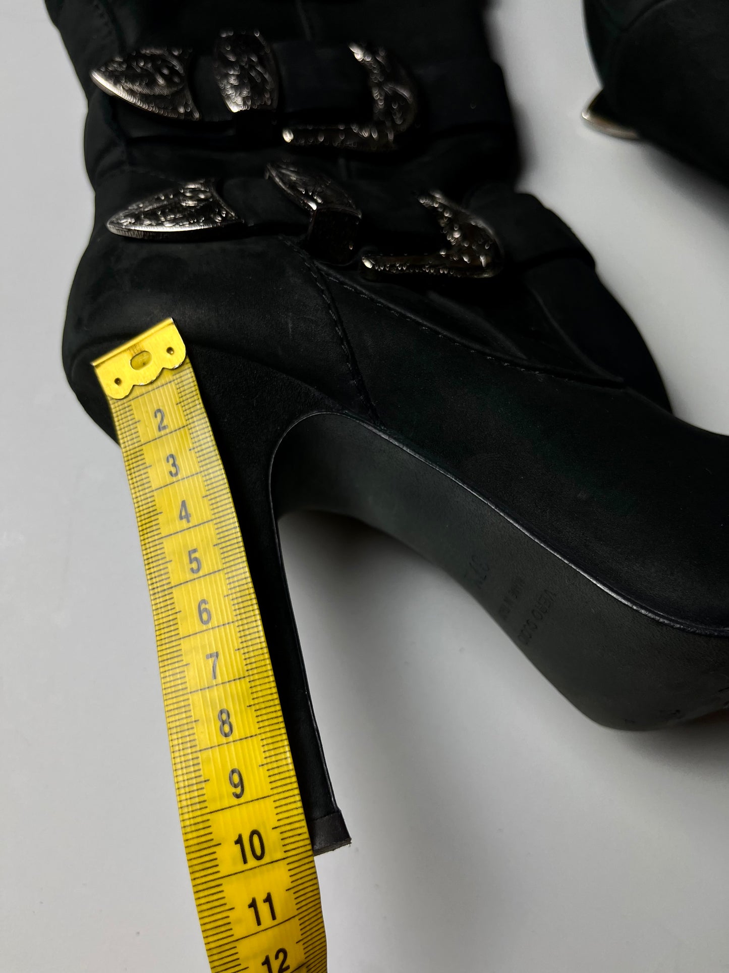 Giuseppe Zanotti x BALMAIN leather buckle boots - EU 37 1/2 - black