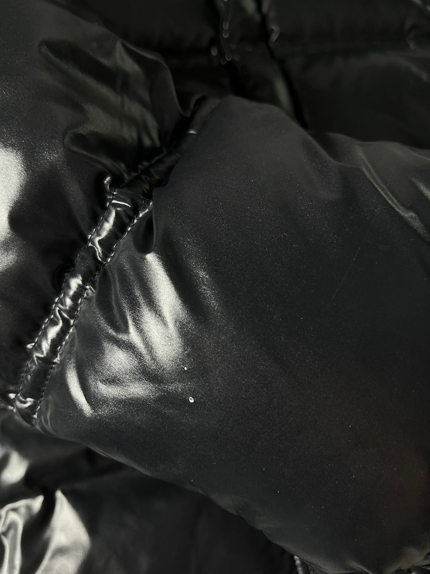 00’s BURBERRY made in Japan real fur down jacket (S/M) - black