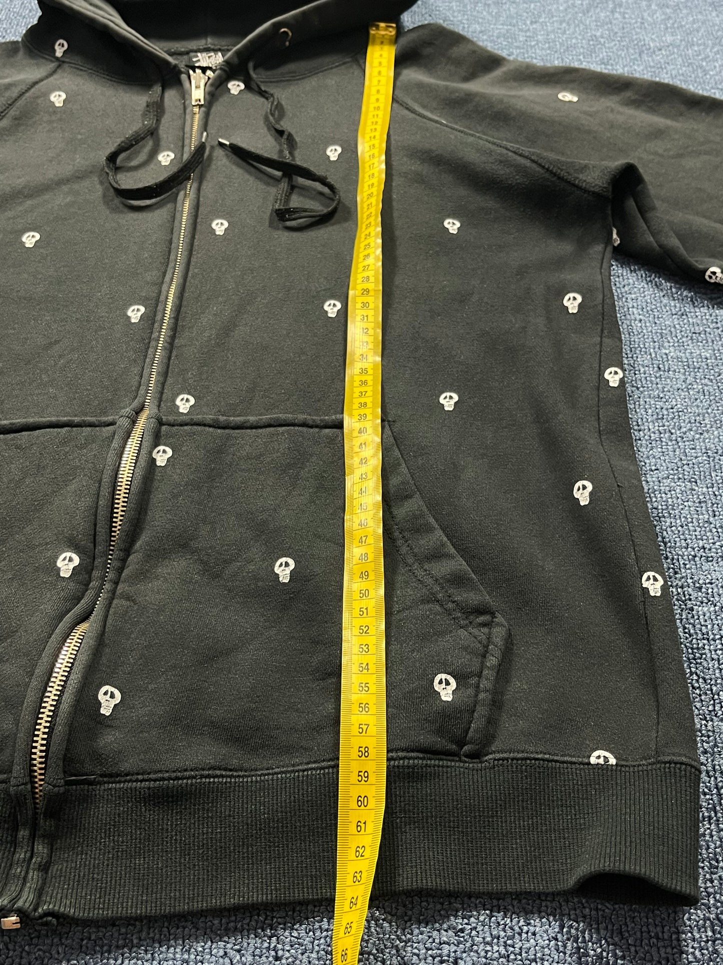 STUSSY ZIP UP HOODIE (L)