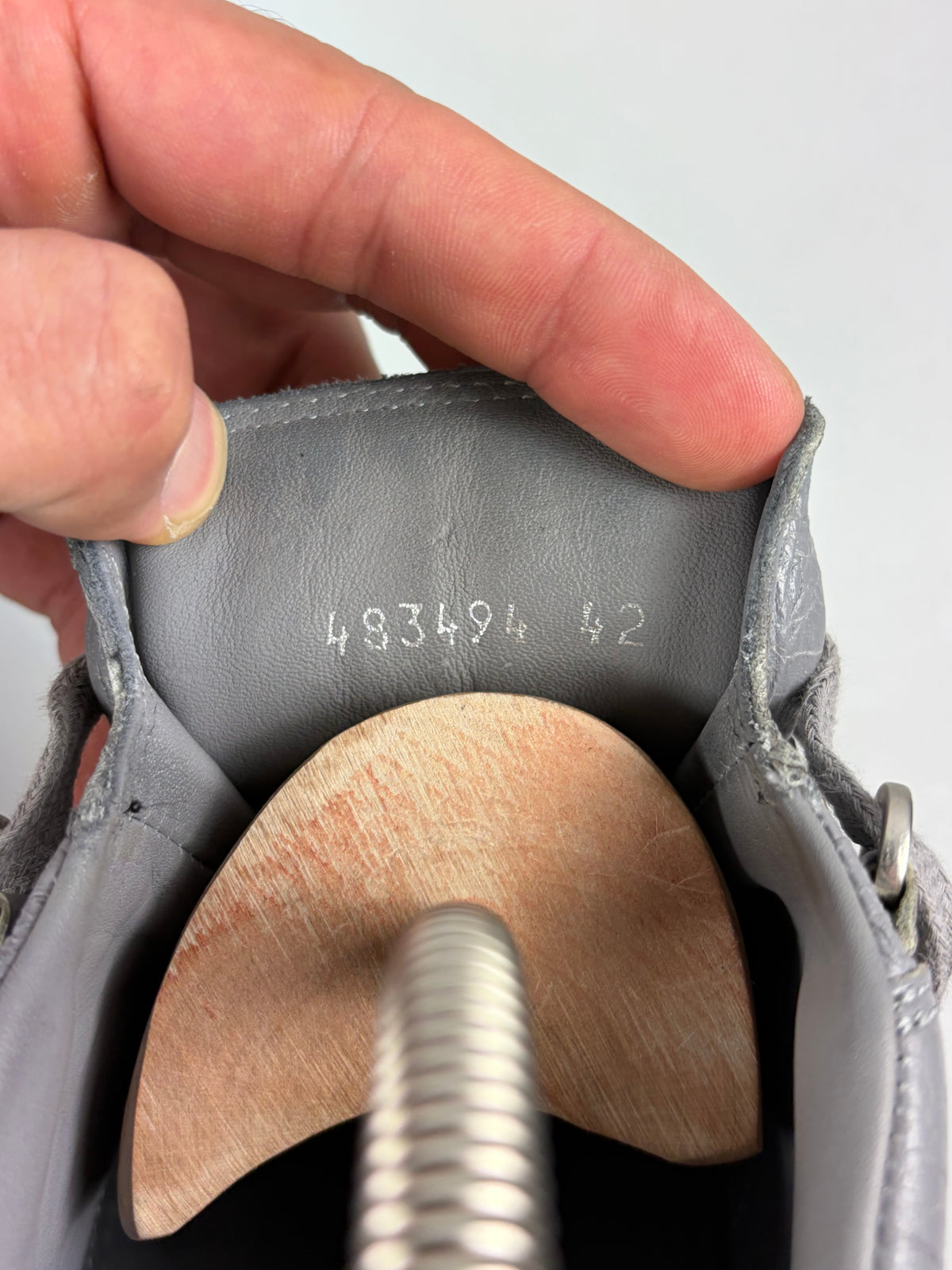 Balenciaga arena low - eu 42 / us 9 / uk 8 - grey