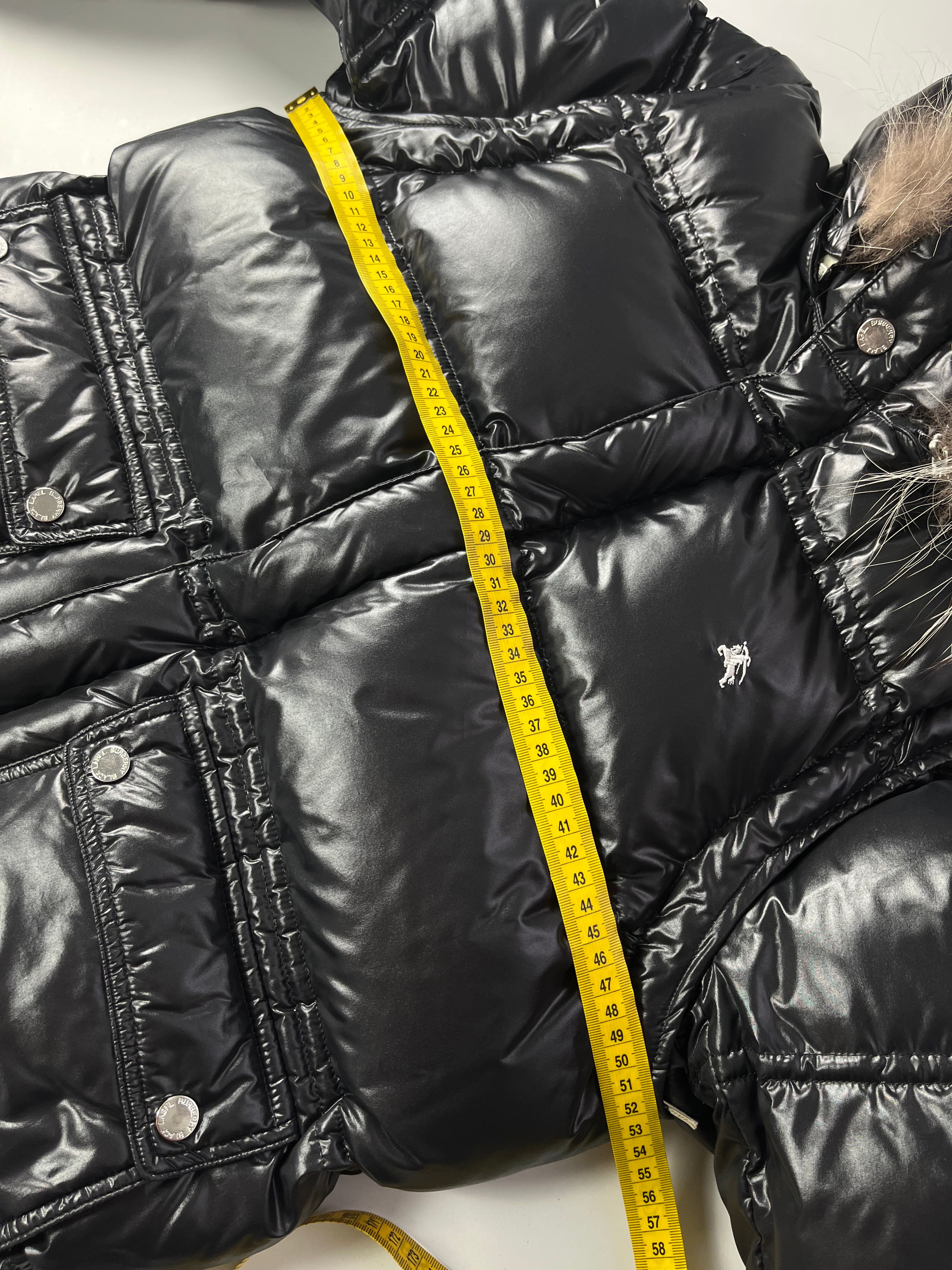00’s BURBERRY made in Japan real fur down jacket (M/L) - black