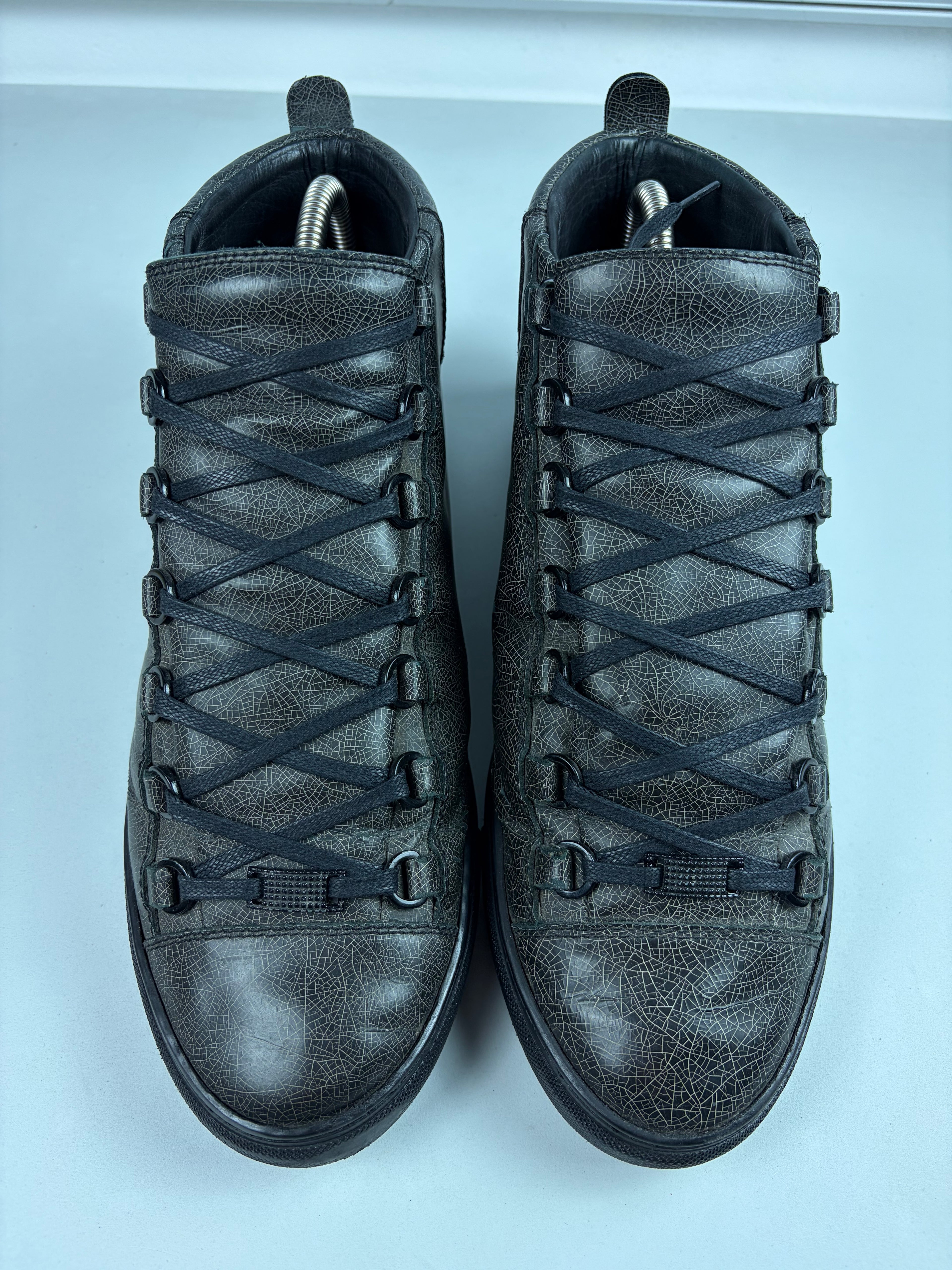 Balenciaga arena ‘Cracked leather’ high tops - eu 41 / us 8 - brown
