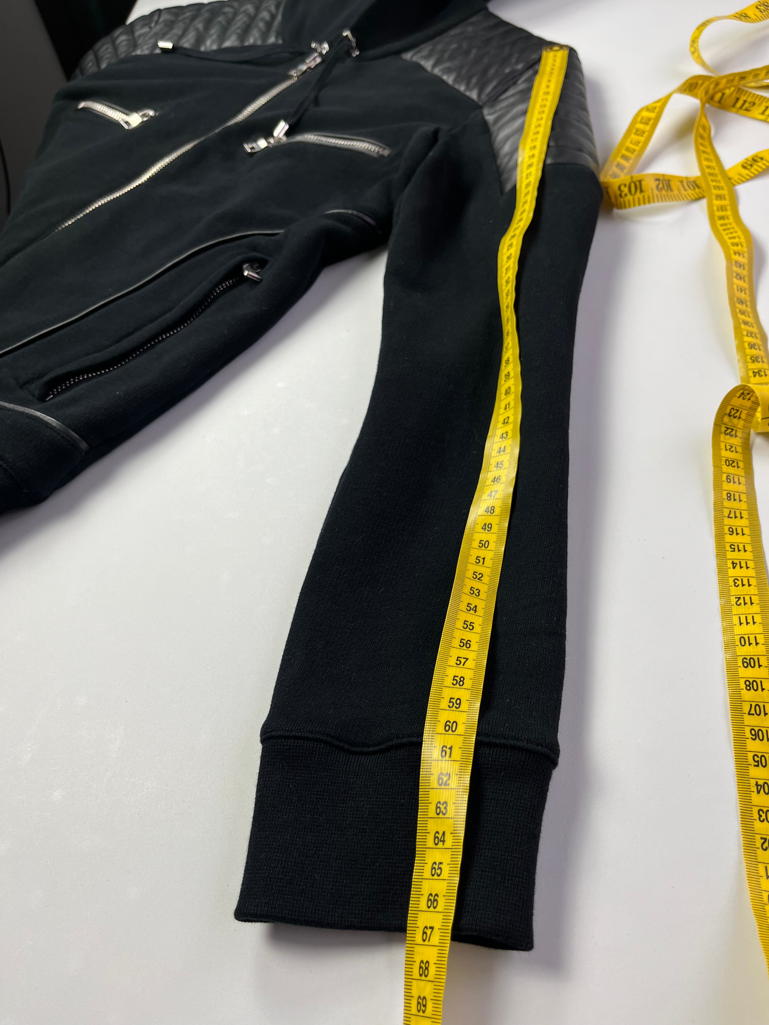 BALMAIN zip up hoodie - size L - black