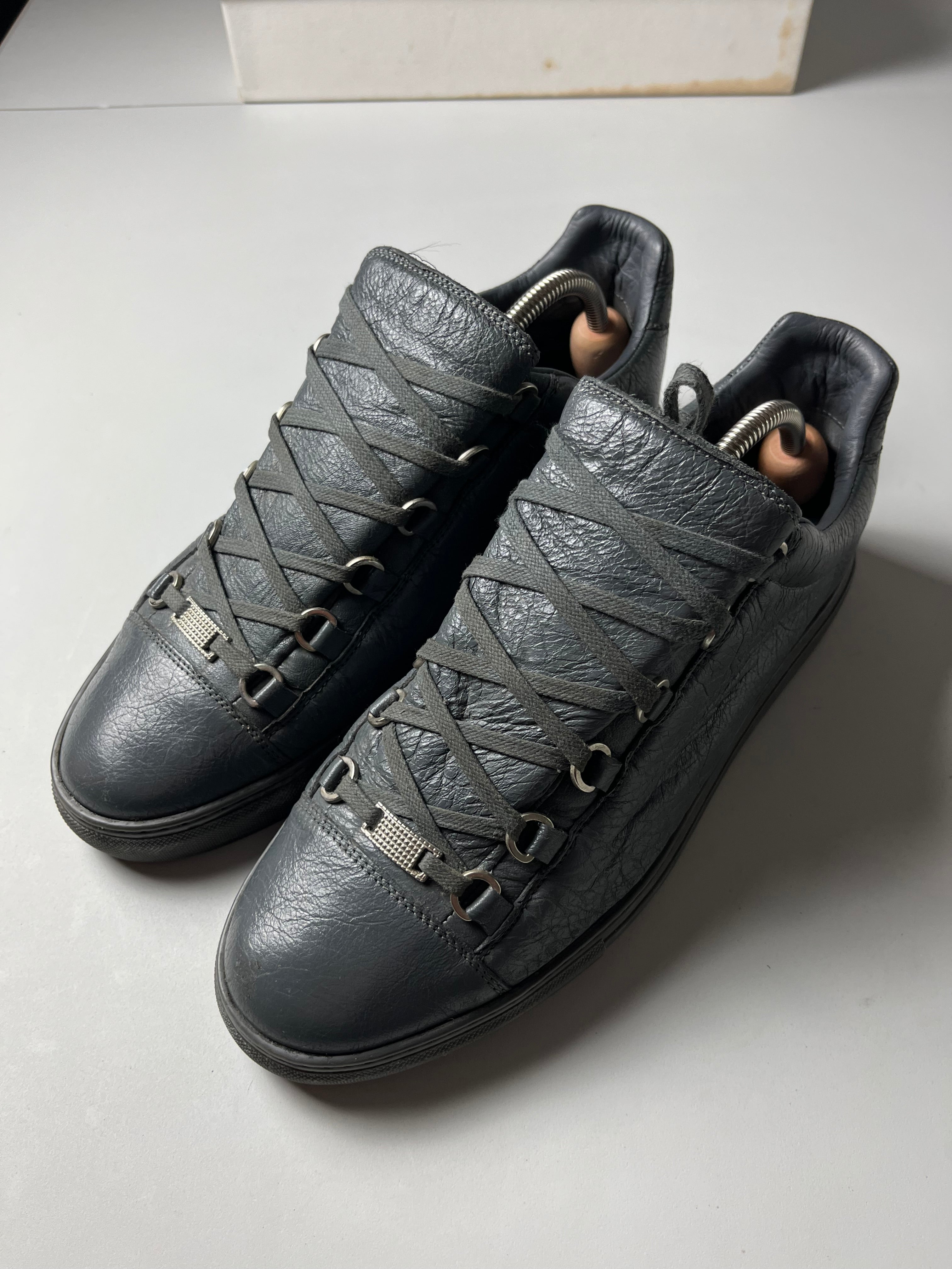 Balenciaga arena low - Eu 42 - gray