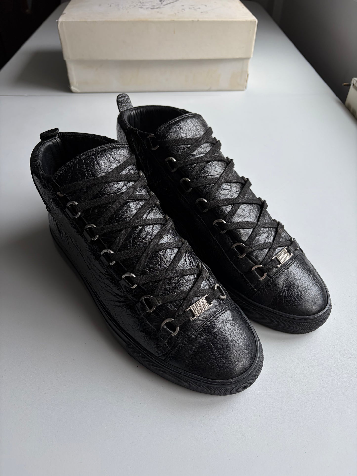 Balenciaga arena high tops - eu 42 - black