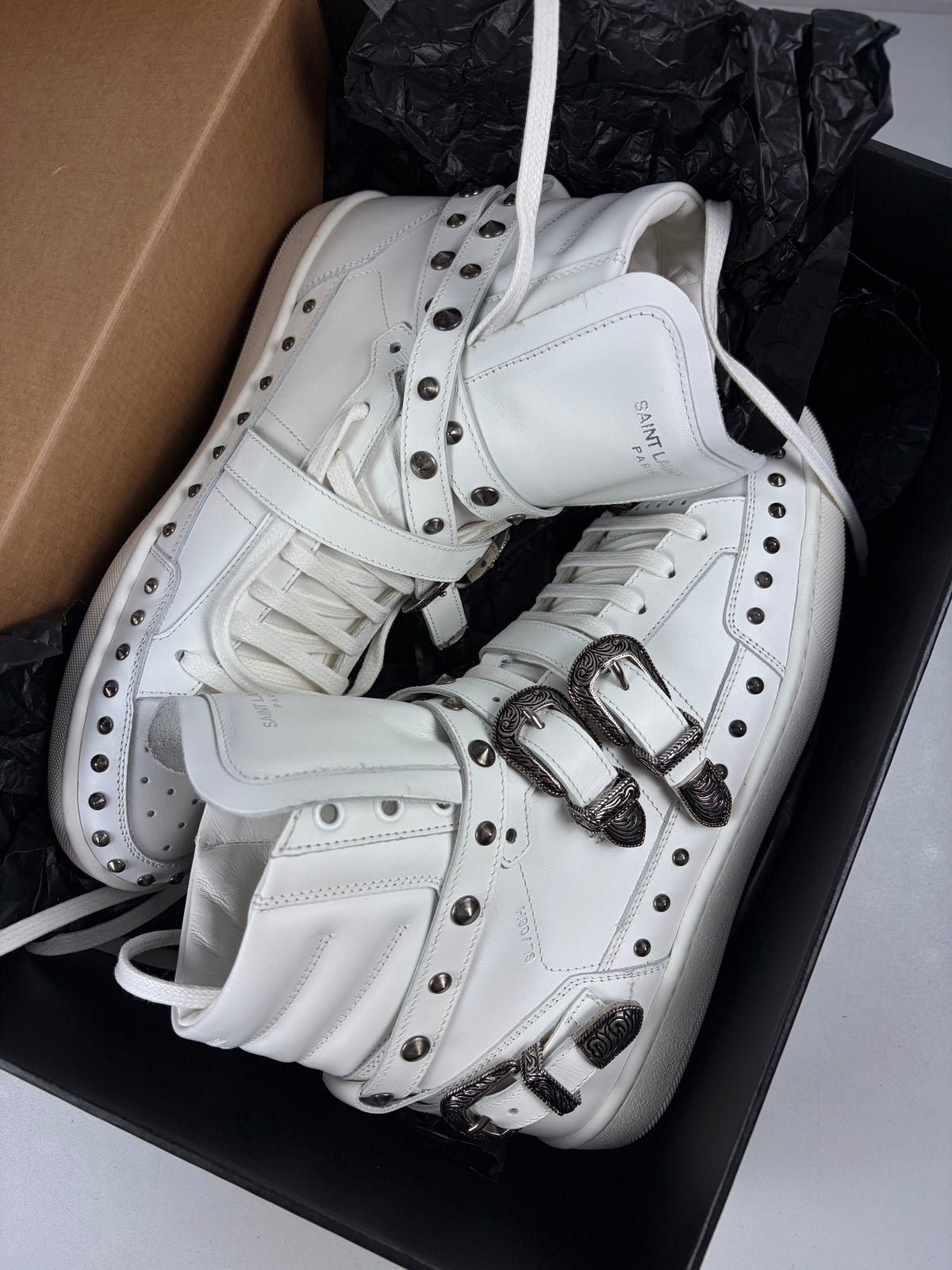 Saint Laurent SL/08H Wolly Spike high-tops - eu 40 / us 7 / uk 6 - white - brand new