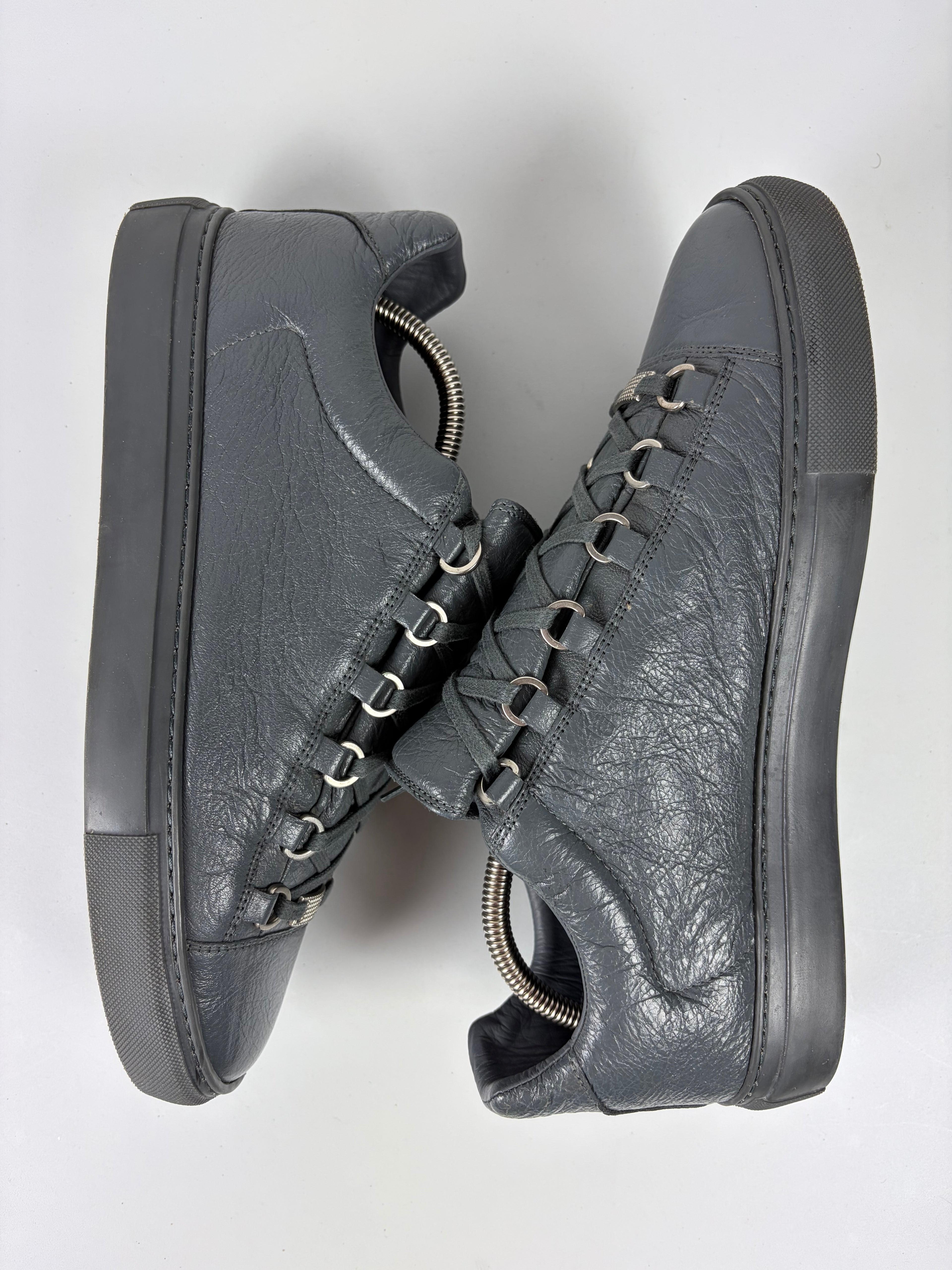 Balenciaga arena low - eu 42 - dark grey