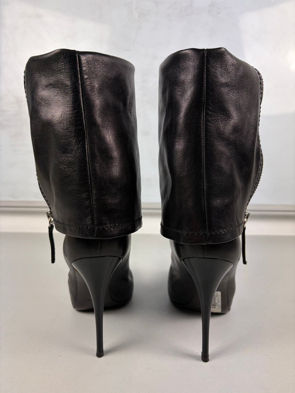 Giuseppe Zanotti fold-over zip boots - eu 37.5 / us 7.5 / uk 4.5 - black